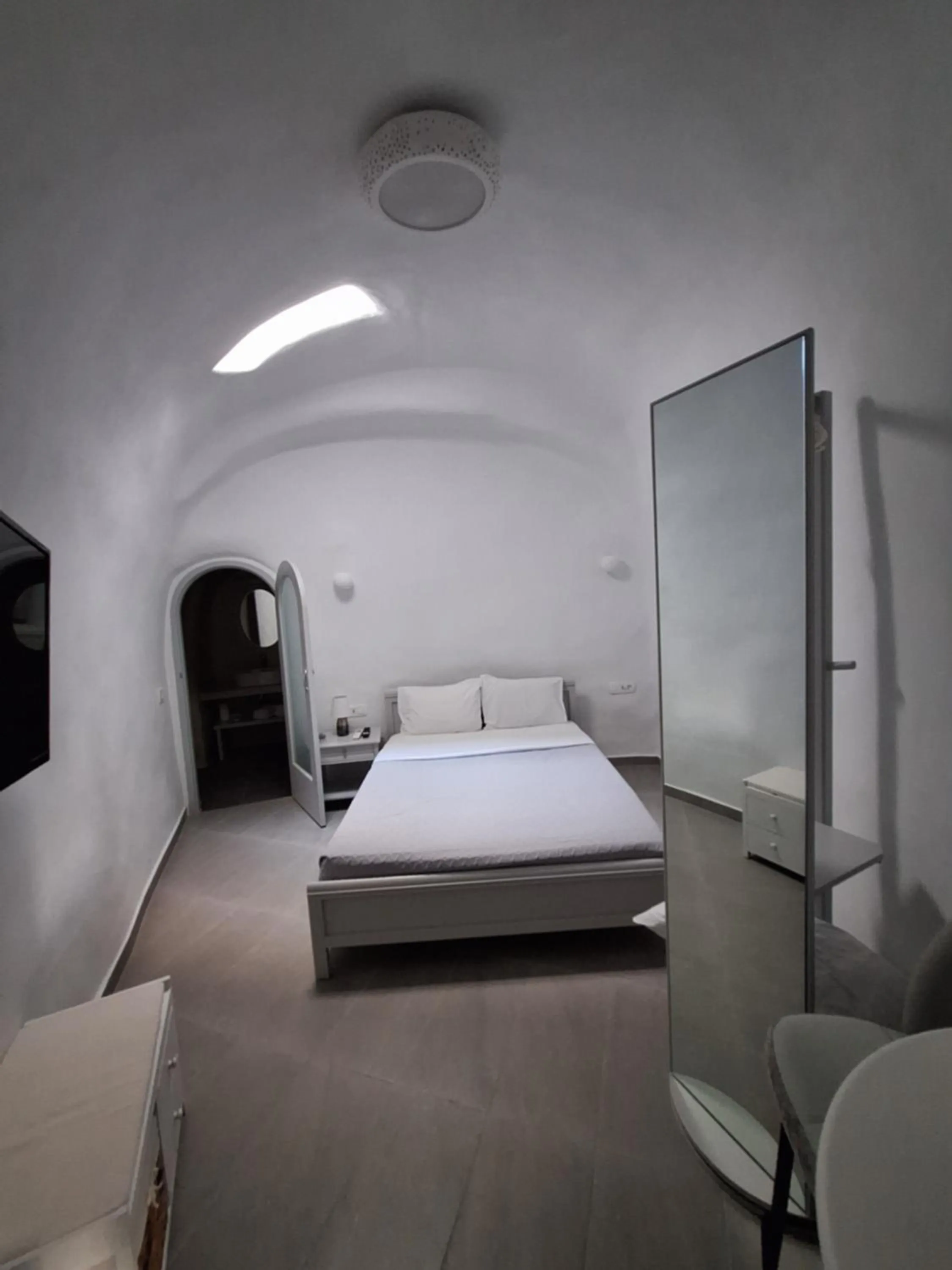 Bed in Anamnesis City Spa