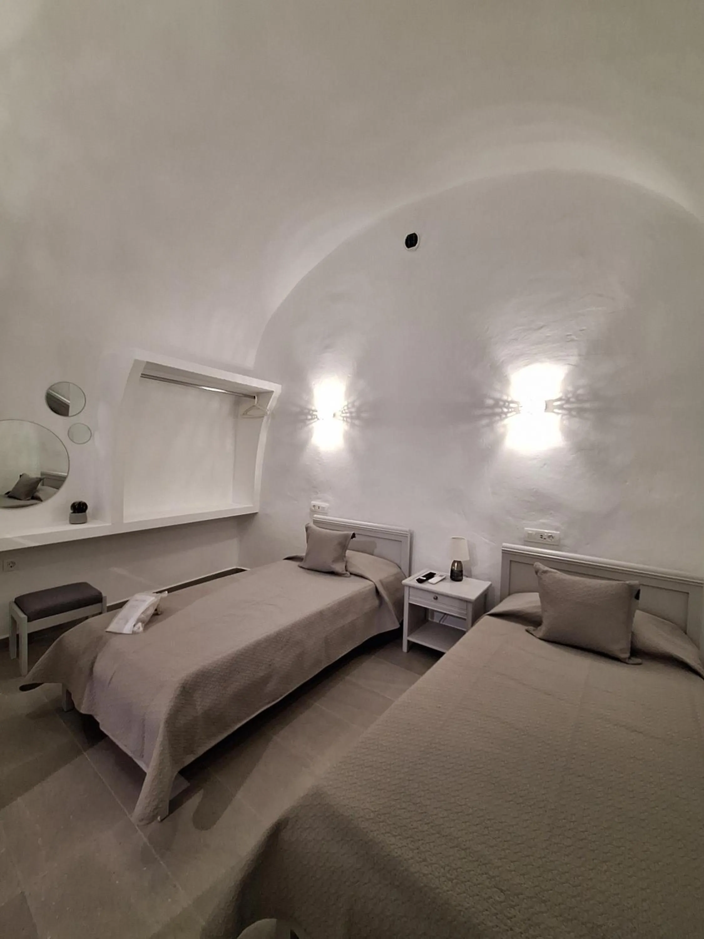 Bed in Anamnesis City Spa