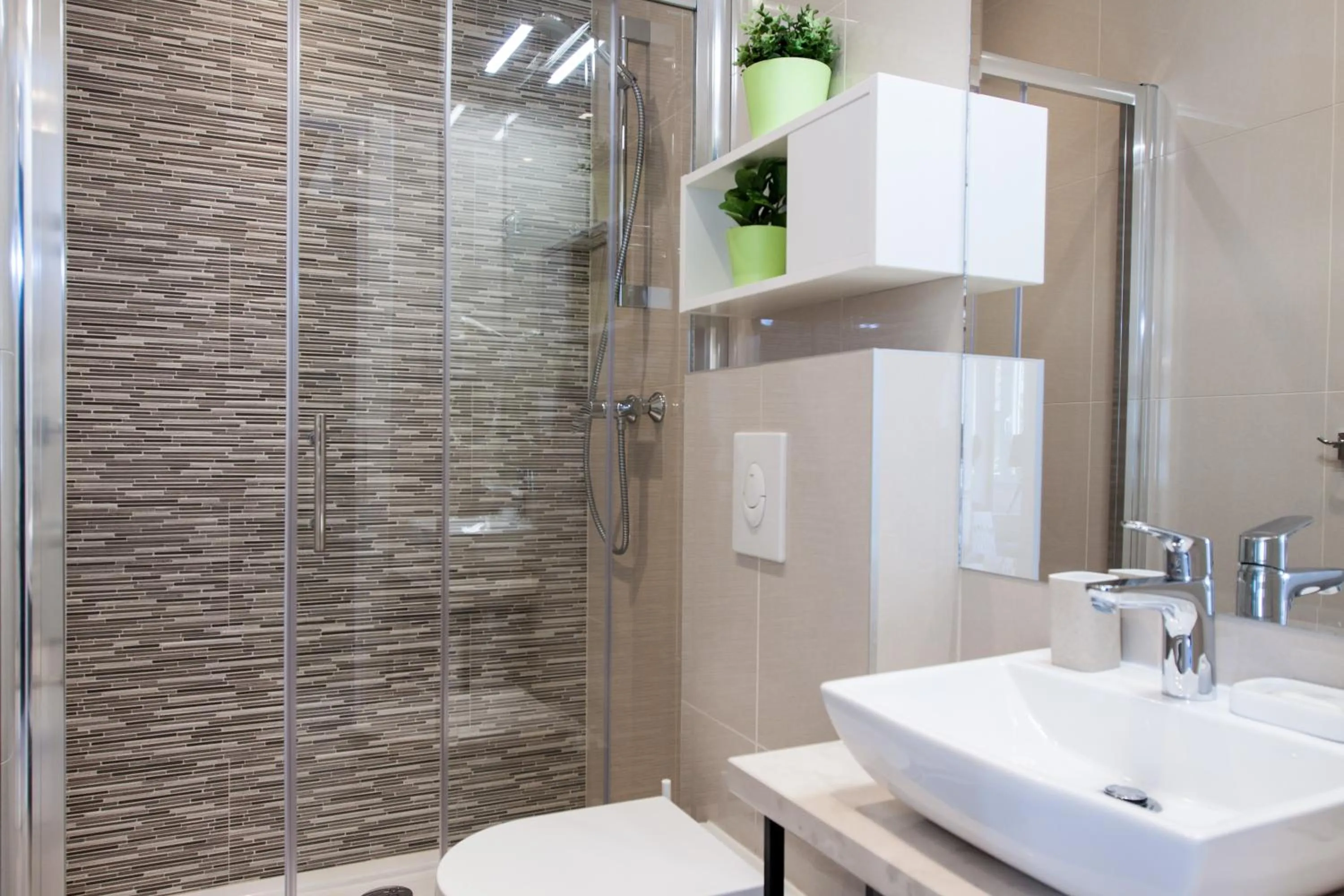 Bathroom in LOOX apartments Hatzova