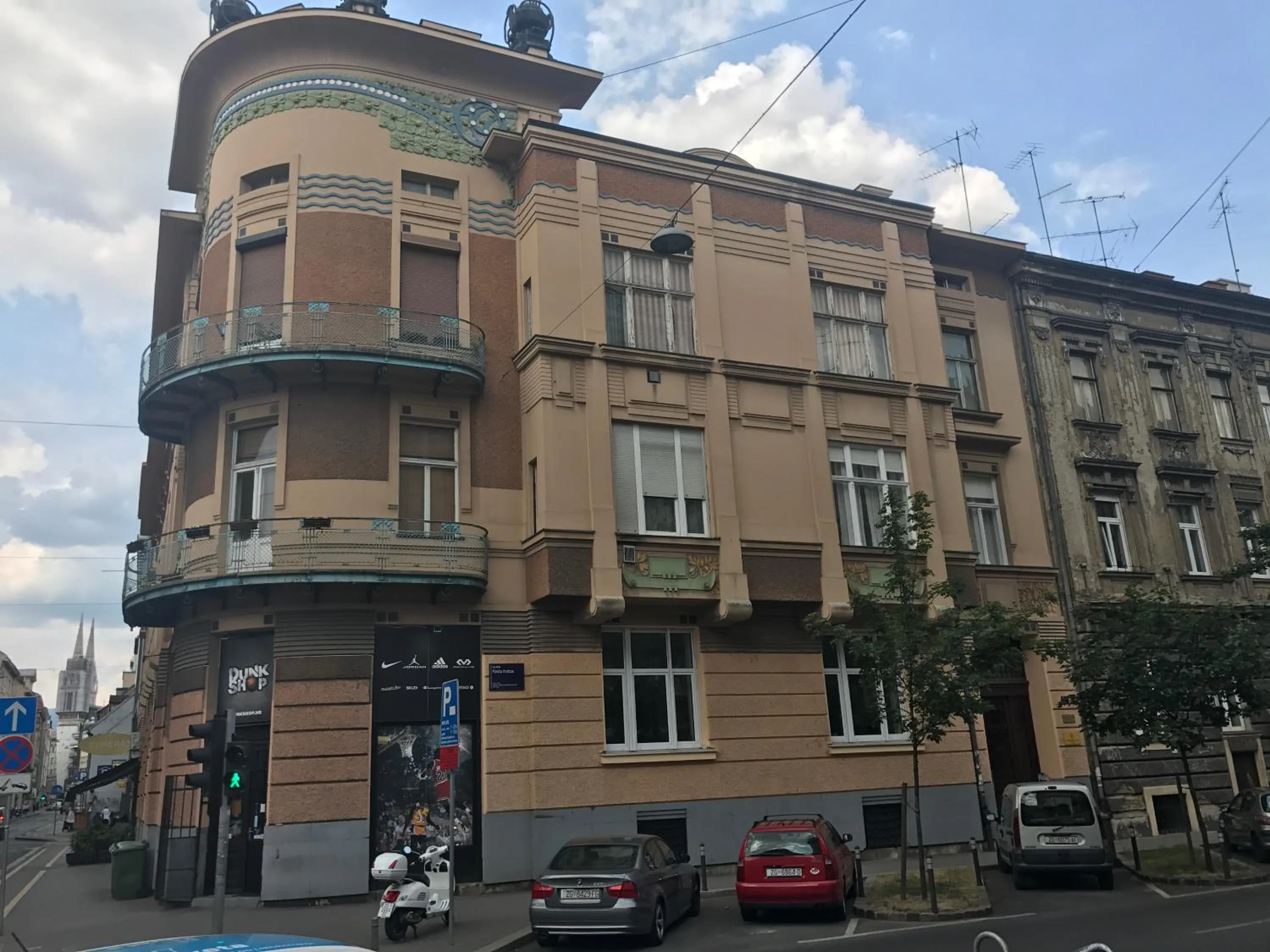 Property building in LOOX apartments Hatzova
