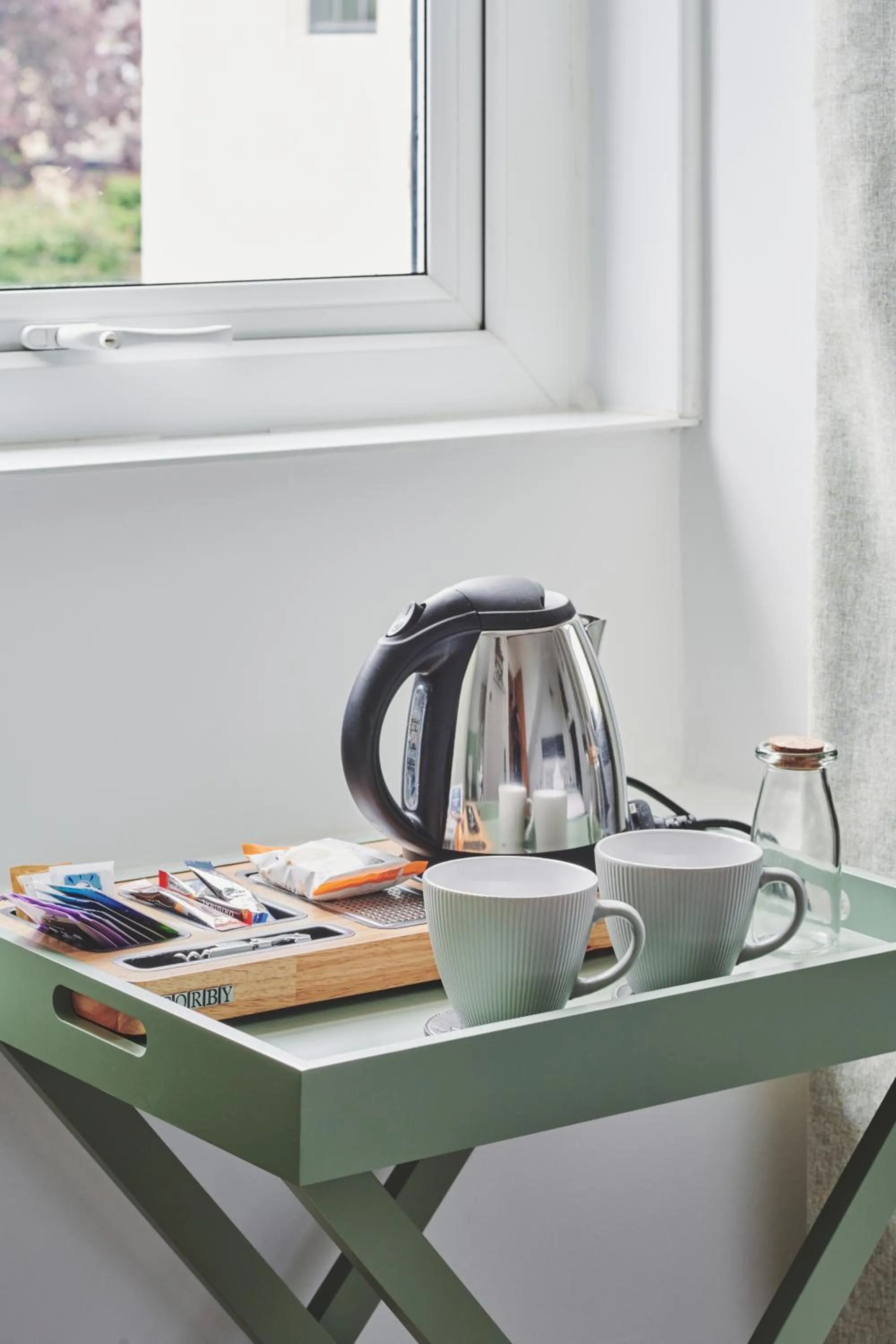 Coffee/tea facilities in The Lansdowne Guest House