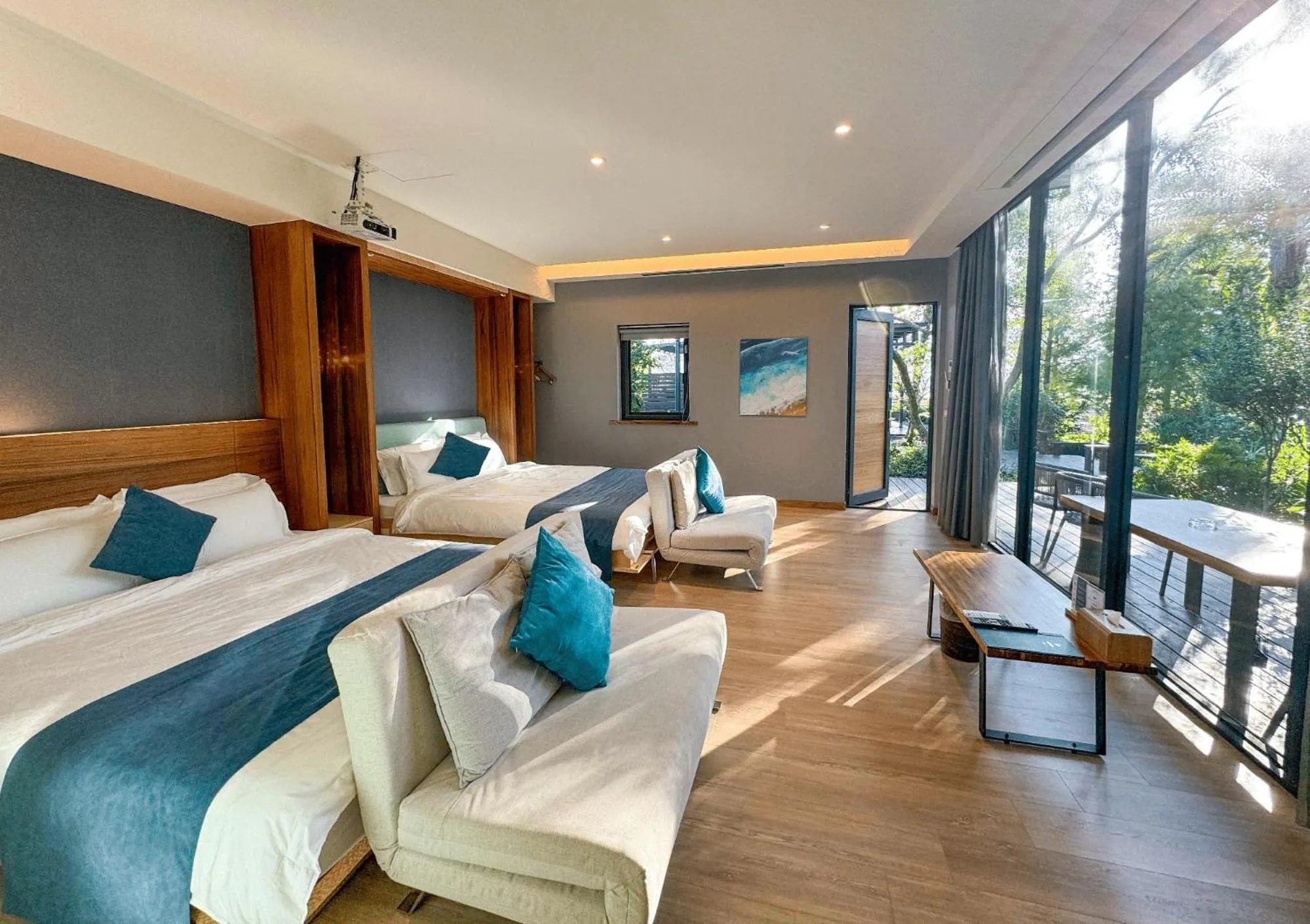 Photo of the whole room, Bed in Villa LOHERB