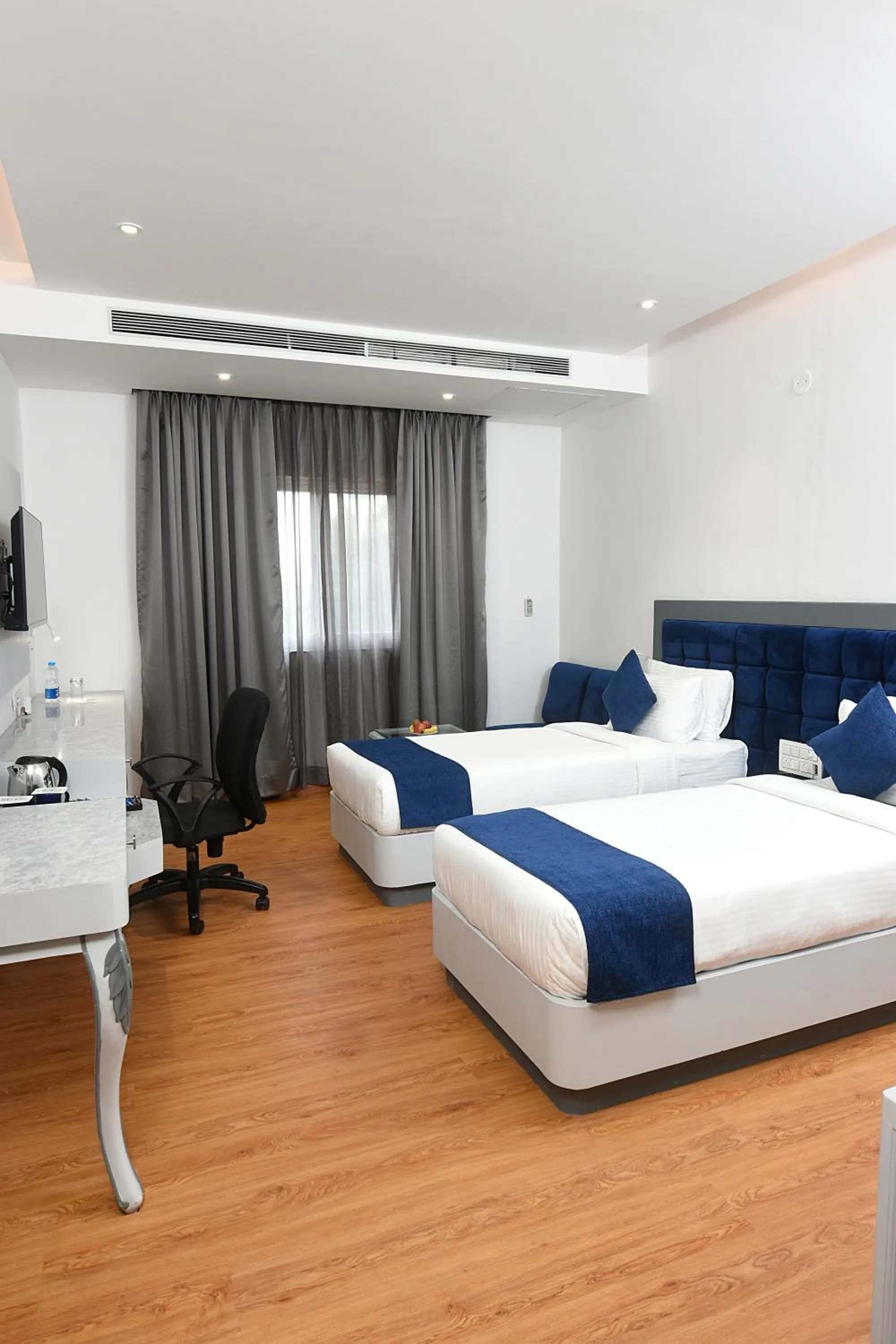 Bed in Kyriad Hotel Pimpri