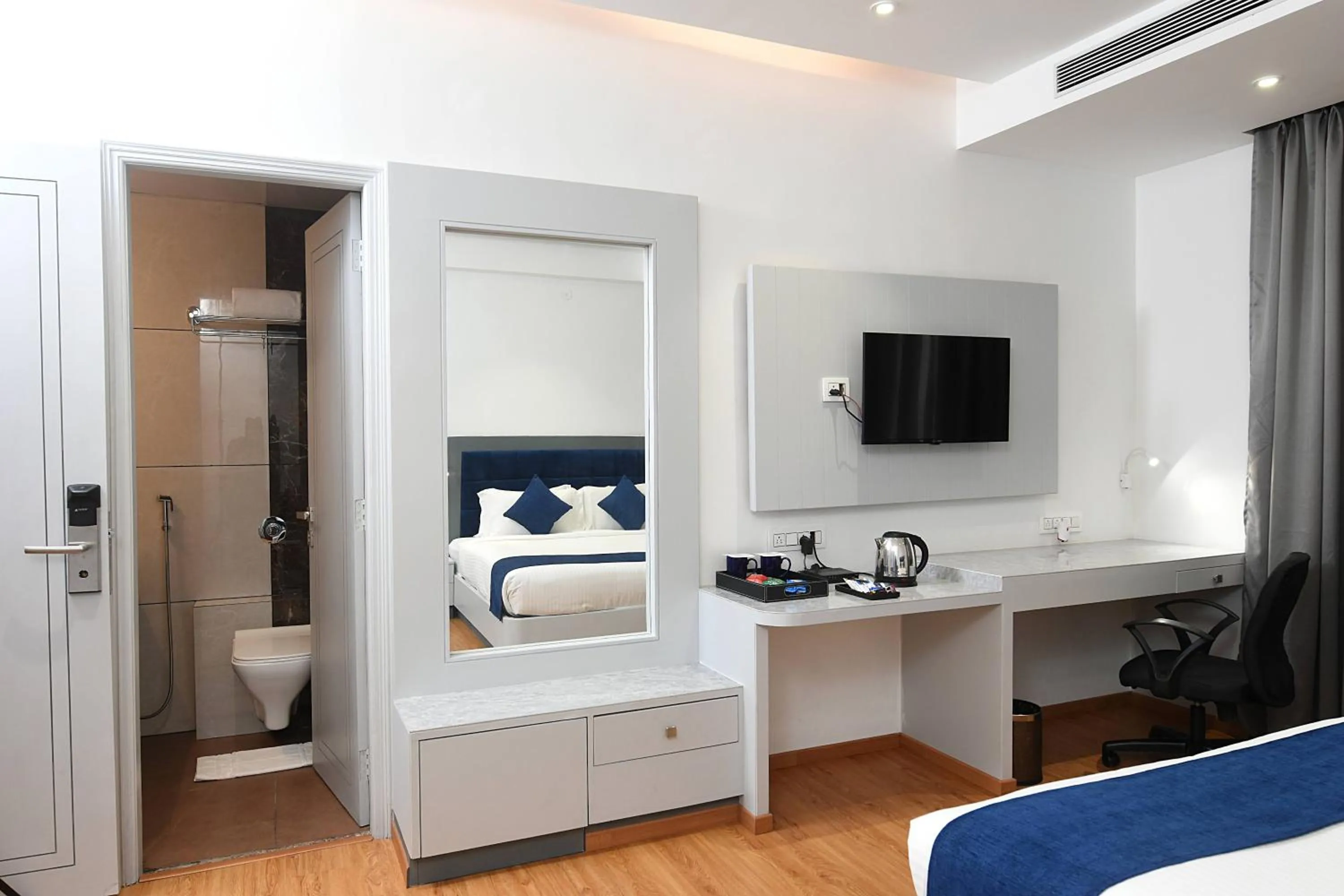 Bed in Kyriad Hotel Pimpri