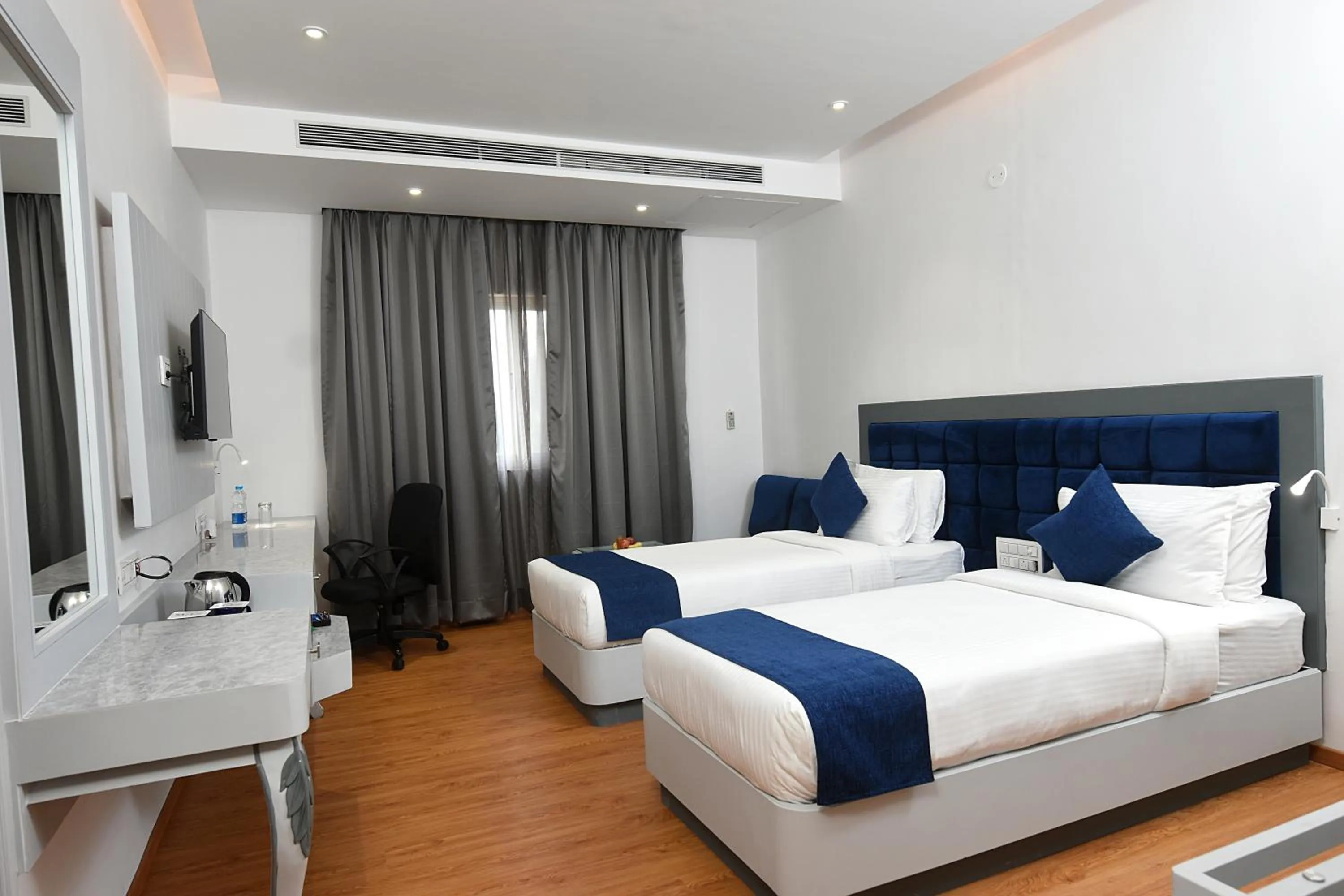 Bed in Kyriad Hotel Pimpri