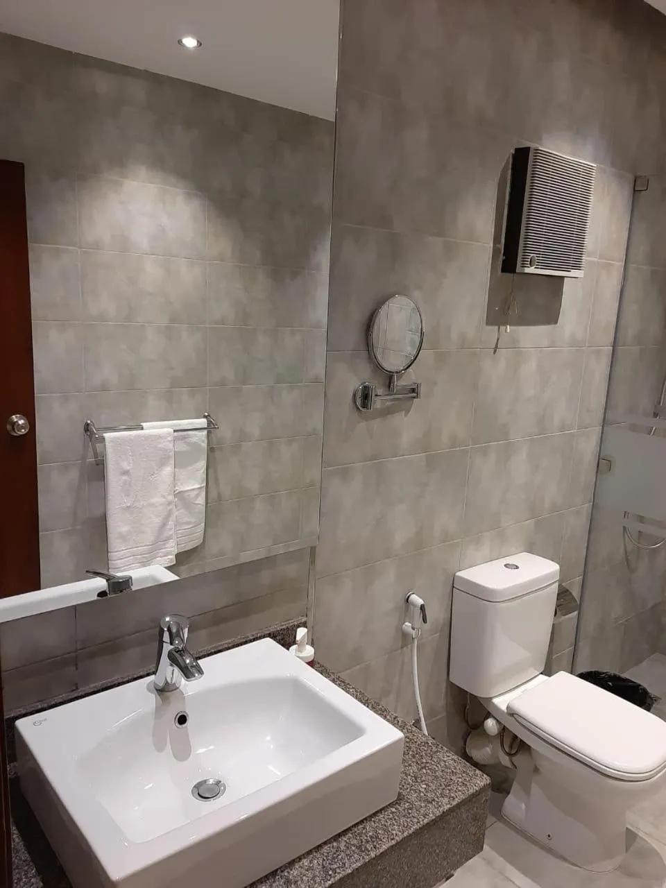 Bathroom in Nakhil Inn Residence