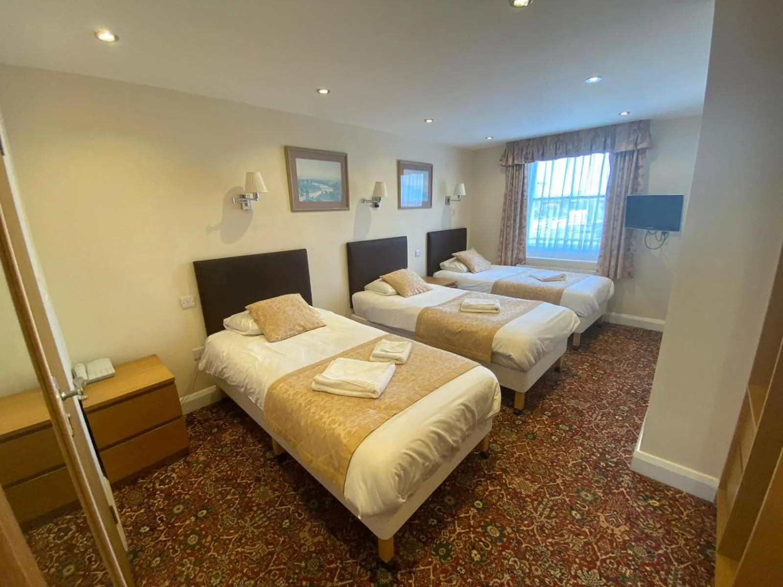 Bed in Belvedere Hotel