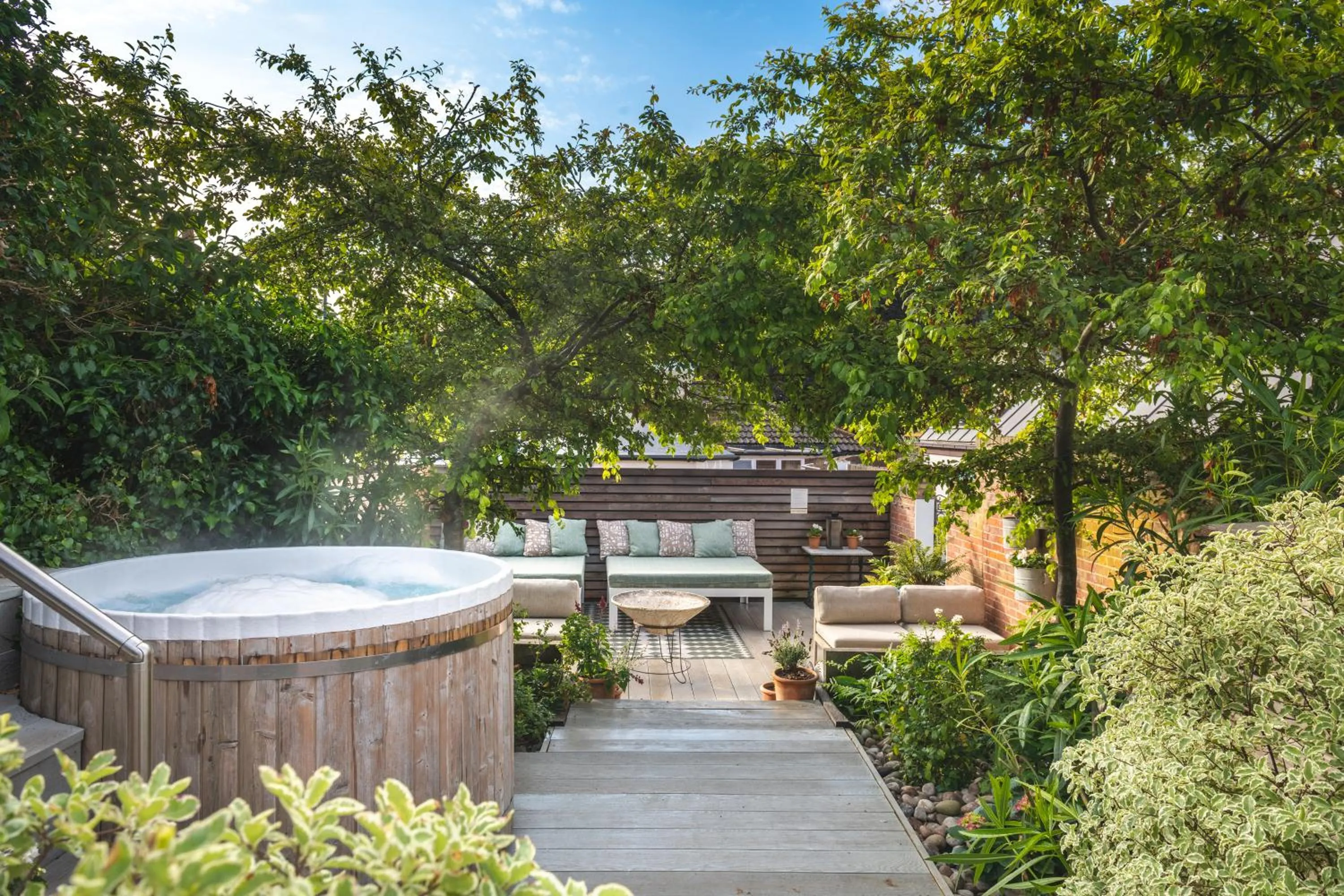 Hot Tub in Harbour Hotel & Spa Richmond