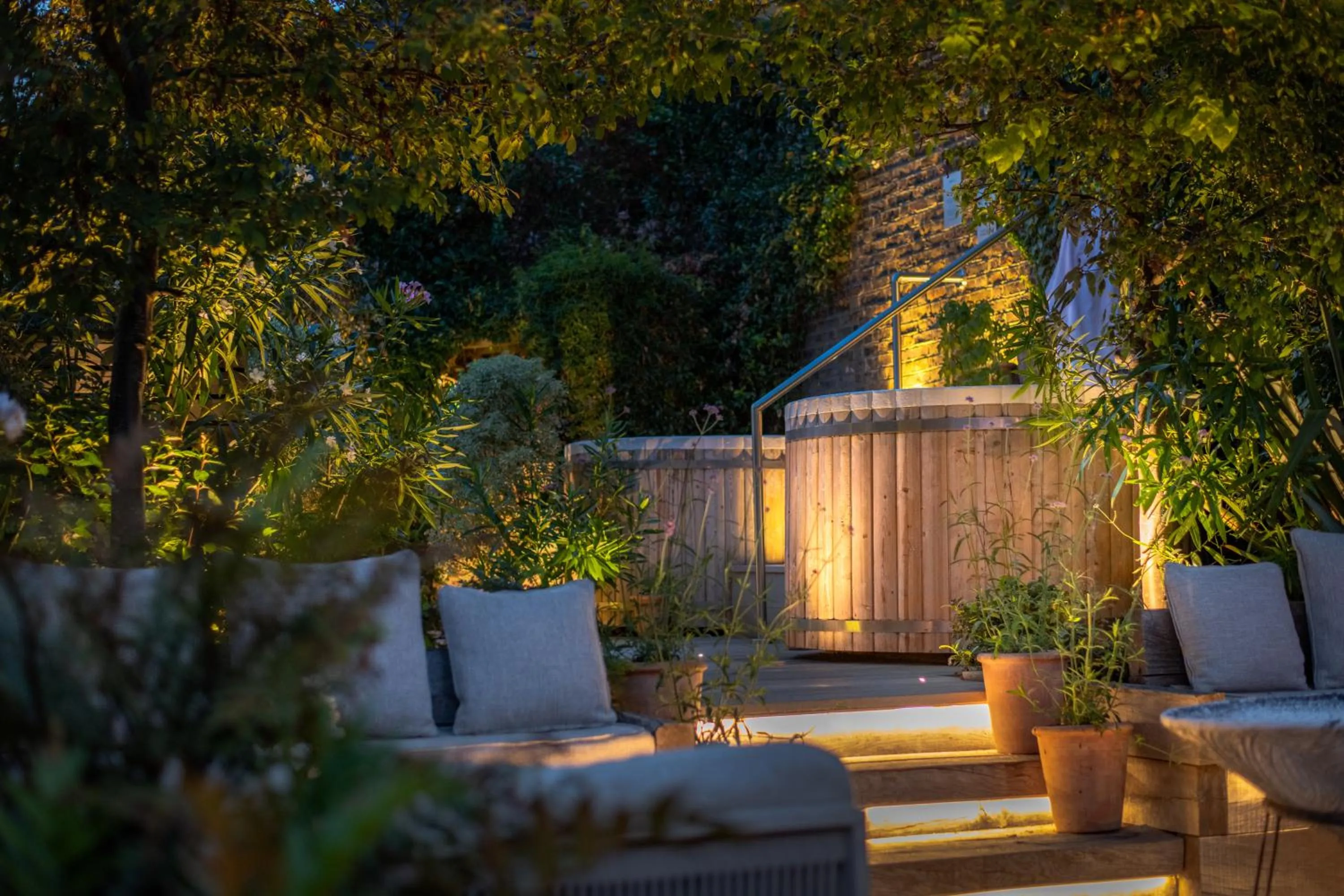 Garden in Harbour Hotel & Spa Richmond