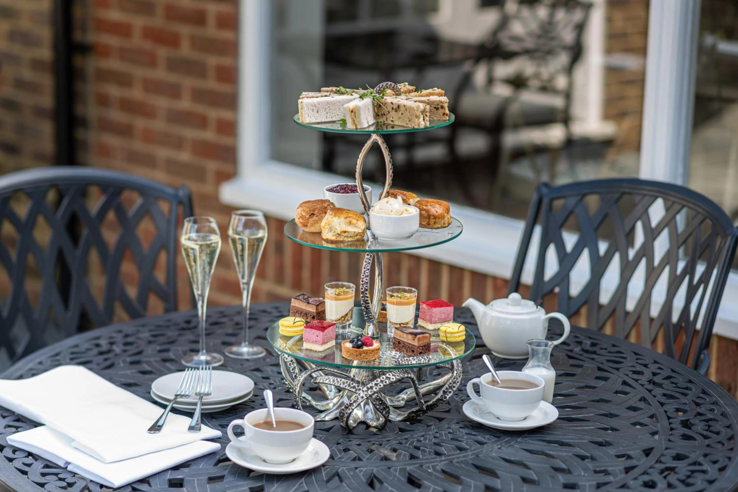 Food in Harbour Hotel & Spa Richmond