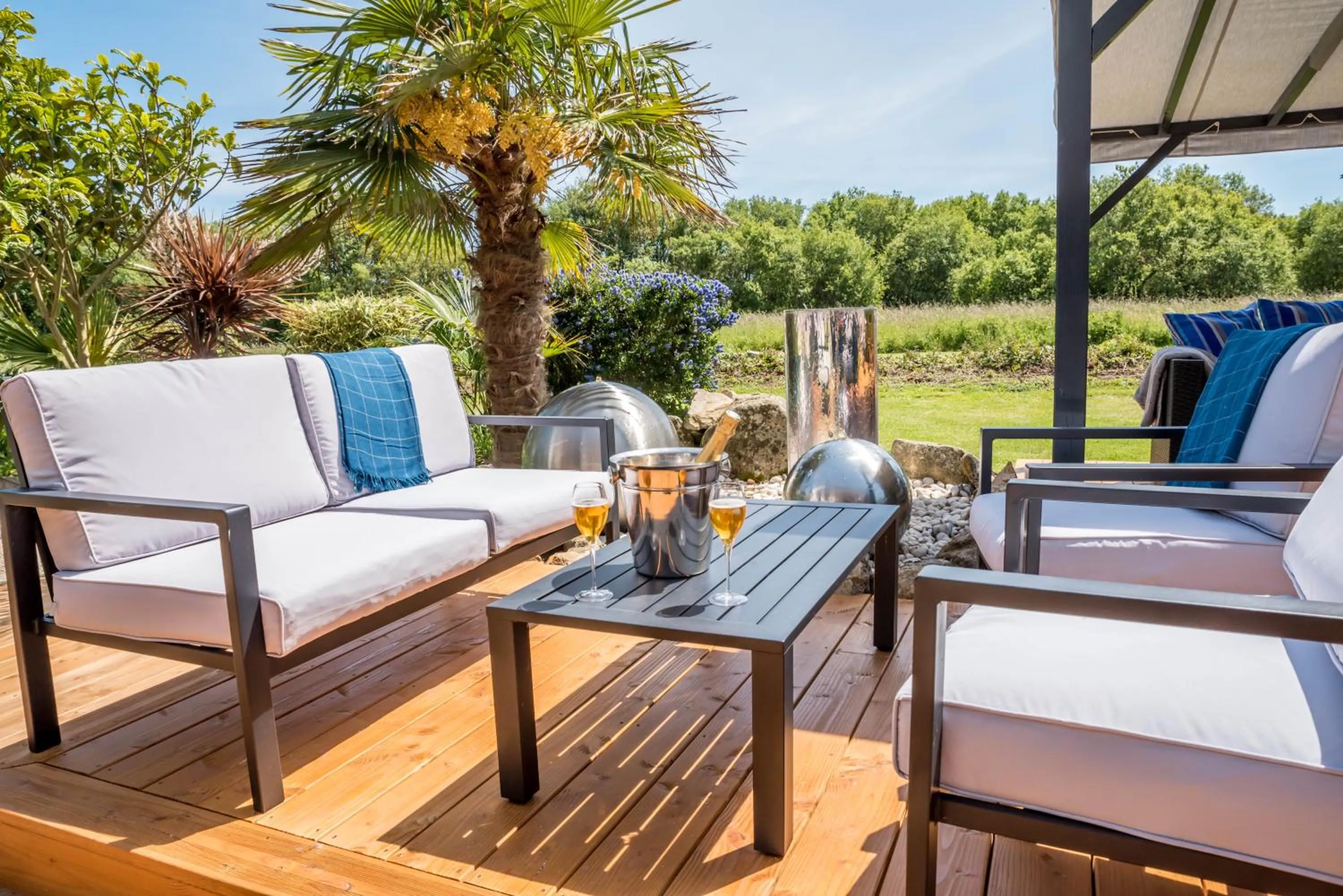 Garden in Carnac Lodge Hotel & Spa