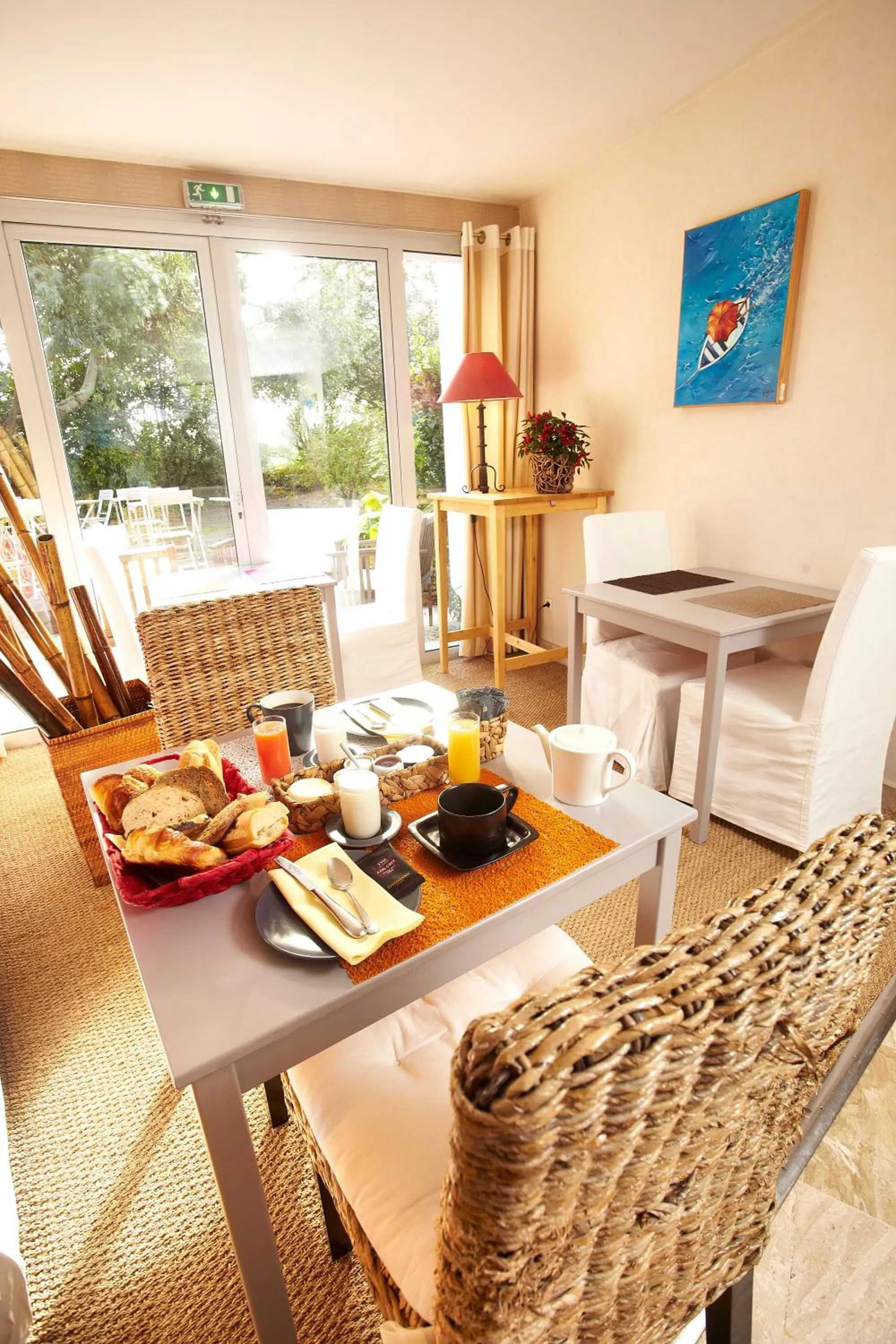 Buffet breakfast in Carnac Lodge Hotel & Spa