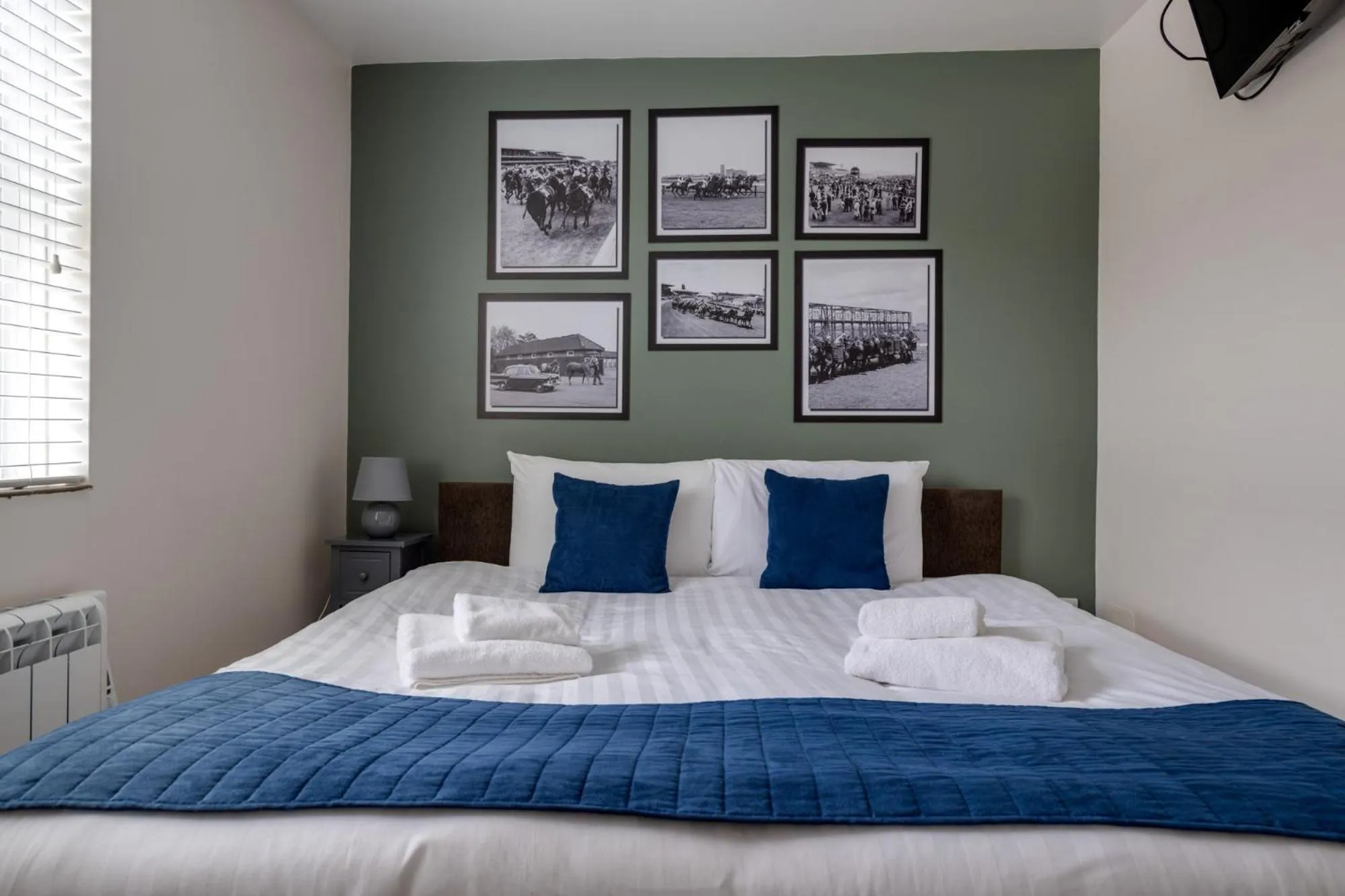 Property building, Bed in Stableside Hostel at York Racecourse