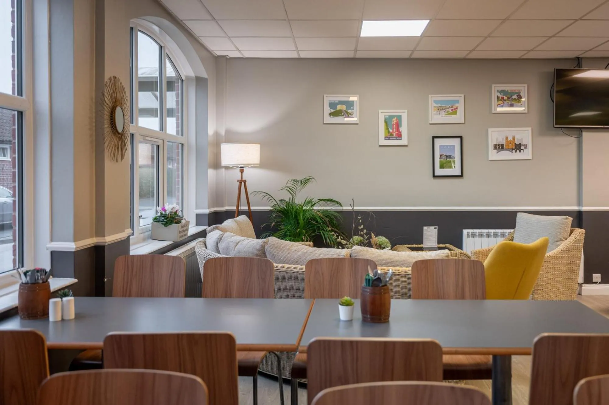 Seating area in Stableside Hostel at York Racecourse