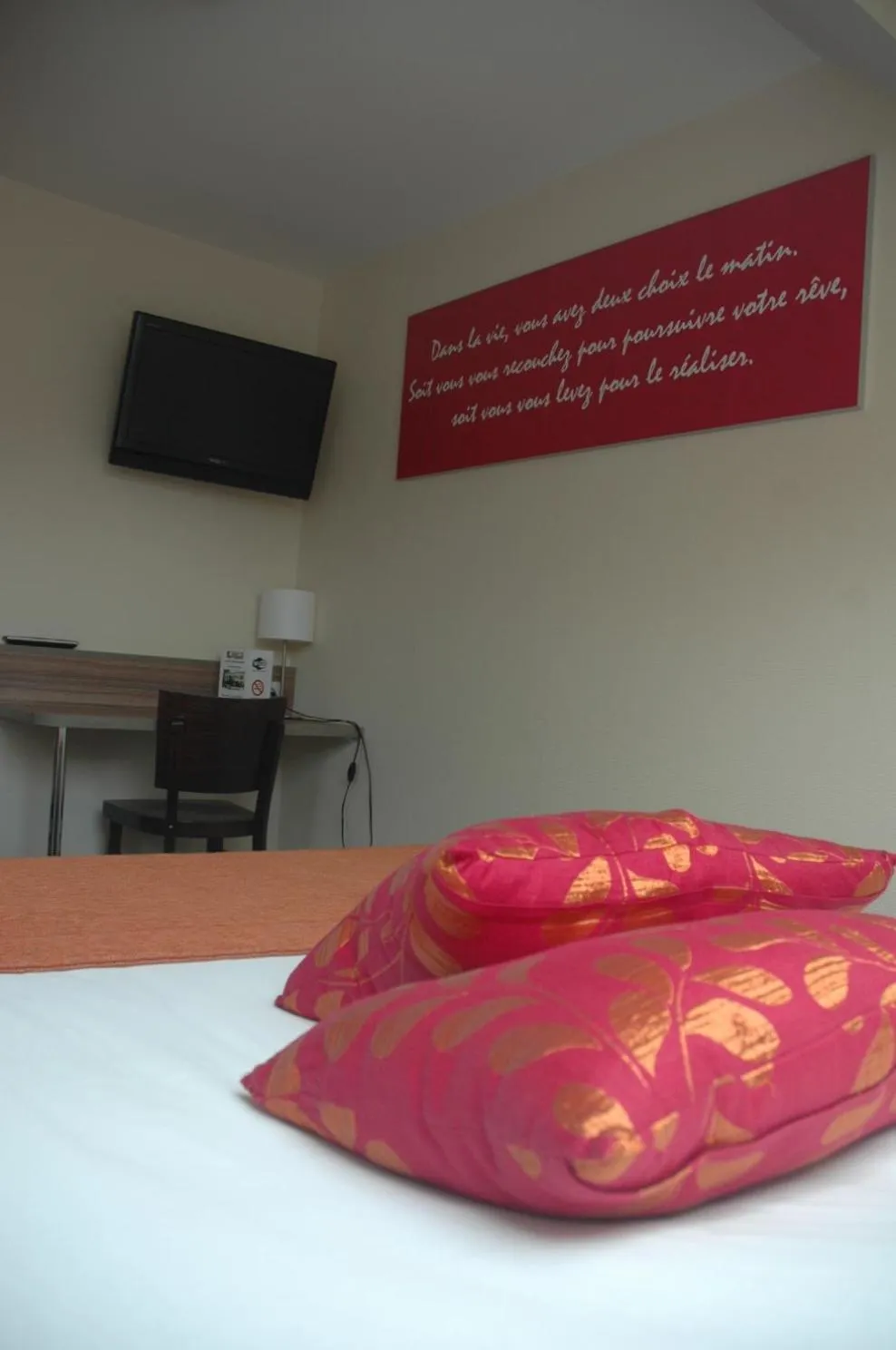 Double Room in Logis Hotel Le Chêne Vert