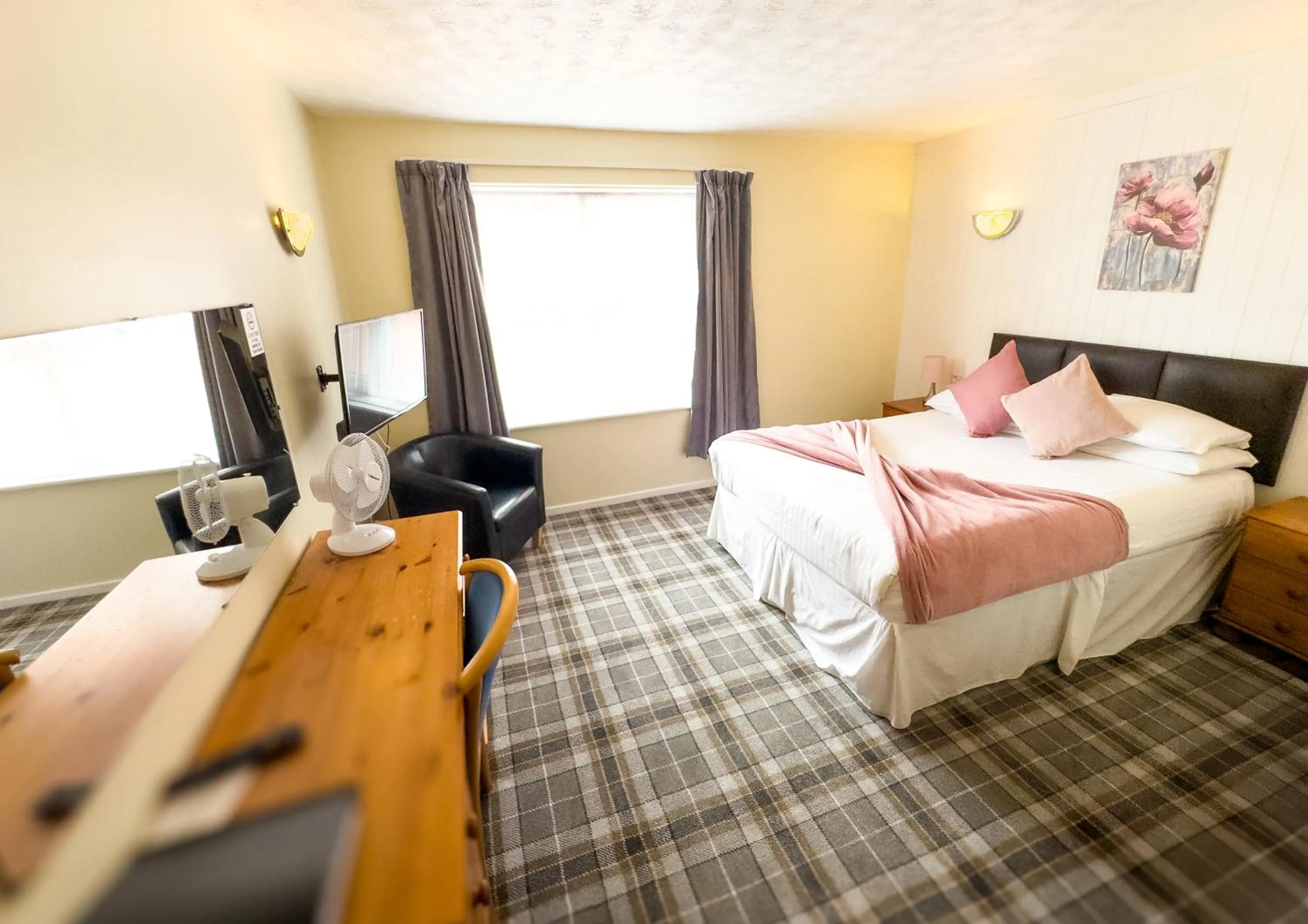 Bedroom, Bed in The Oakland Hotel