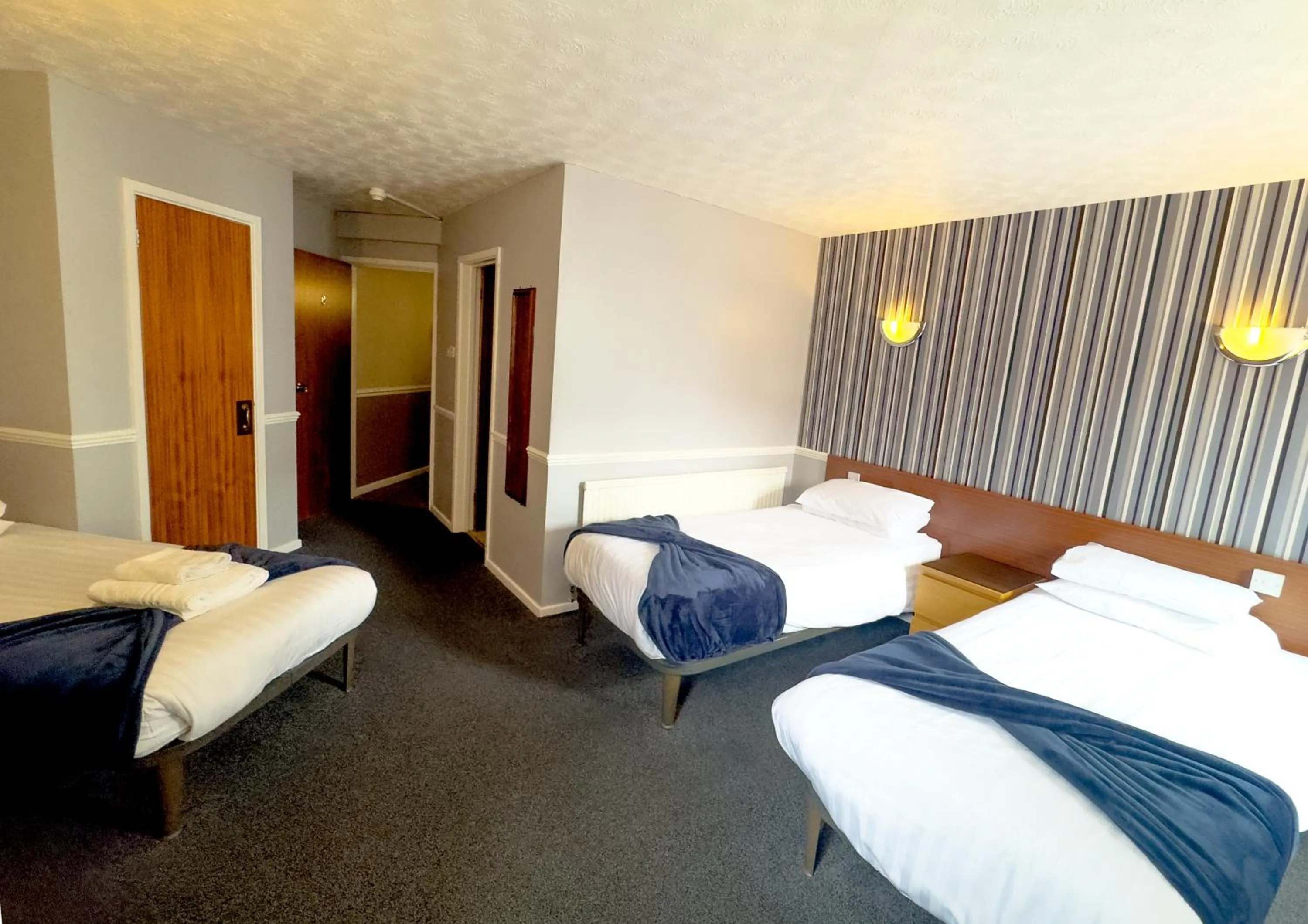 Bedroom, Bed in The Oakland Hotel