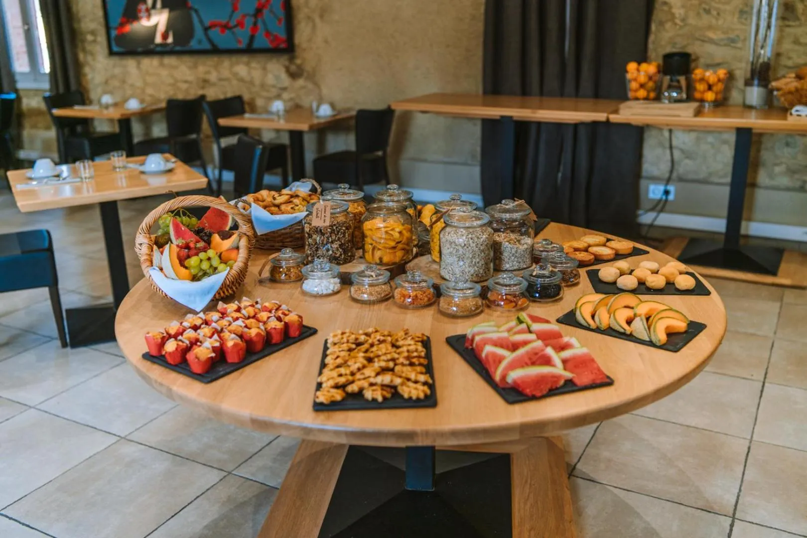 Food in Château L'Hospitalet Wine Resort Beach & Spa