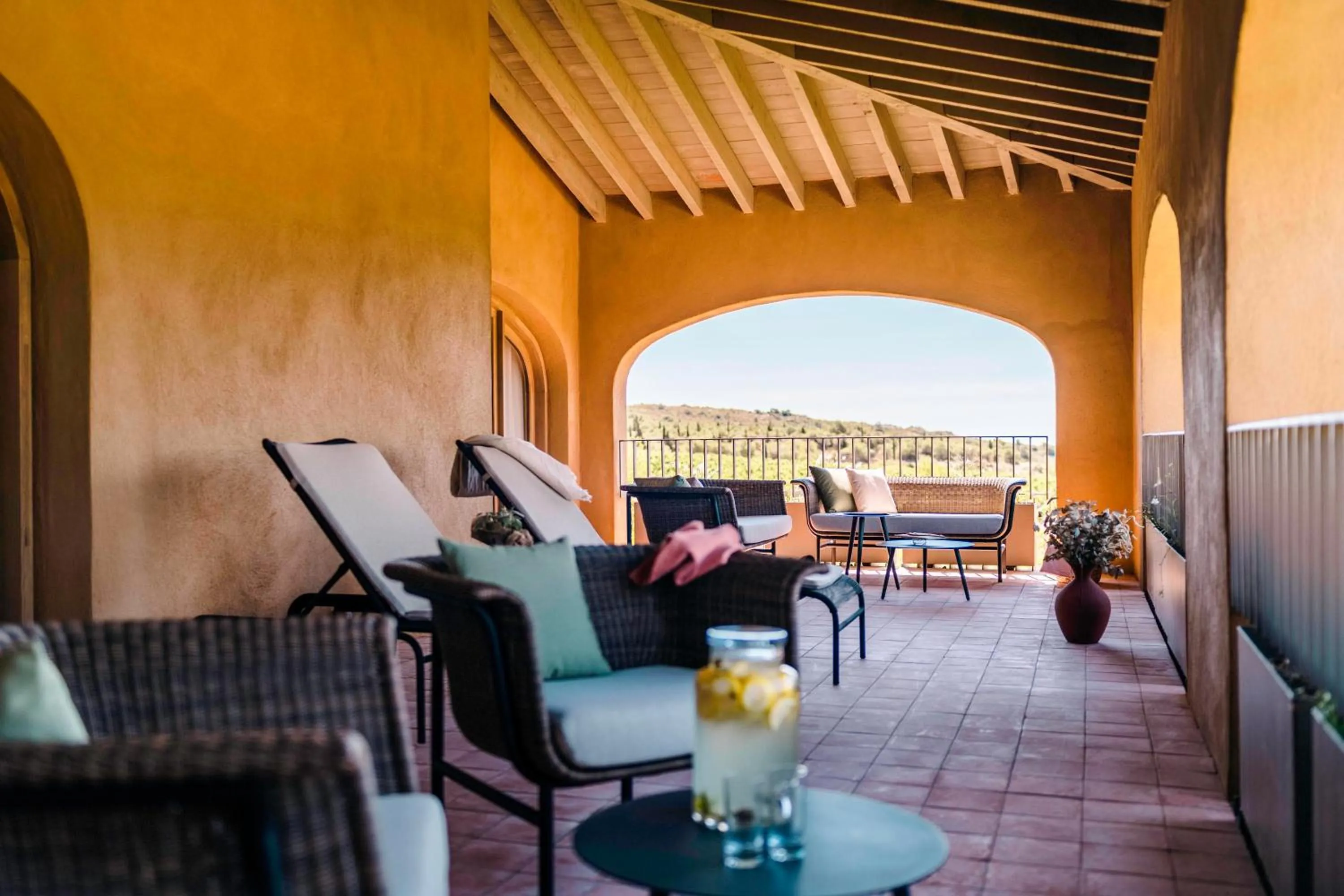 Patio in Château L'Hospitalet Wine Resort Beach & Spa
