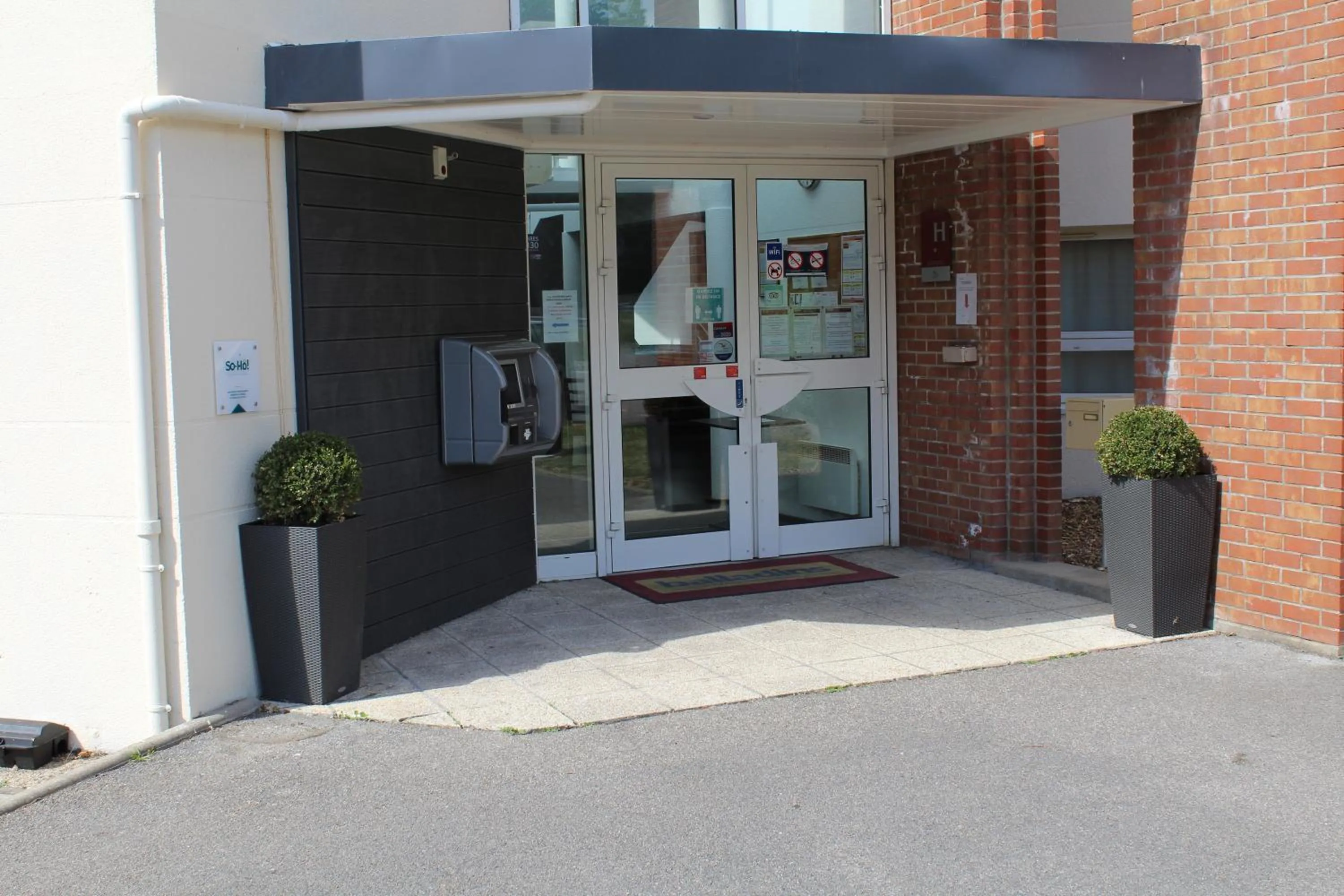 Initial by Balladins Béthune