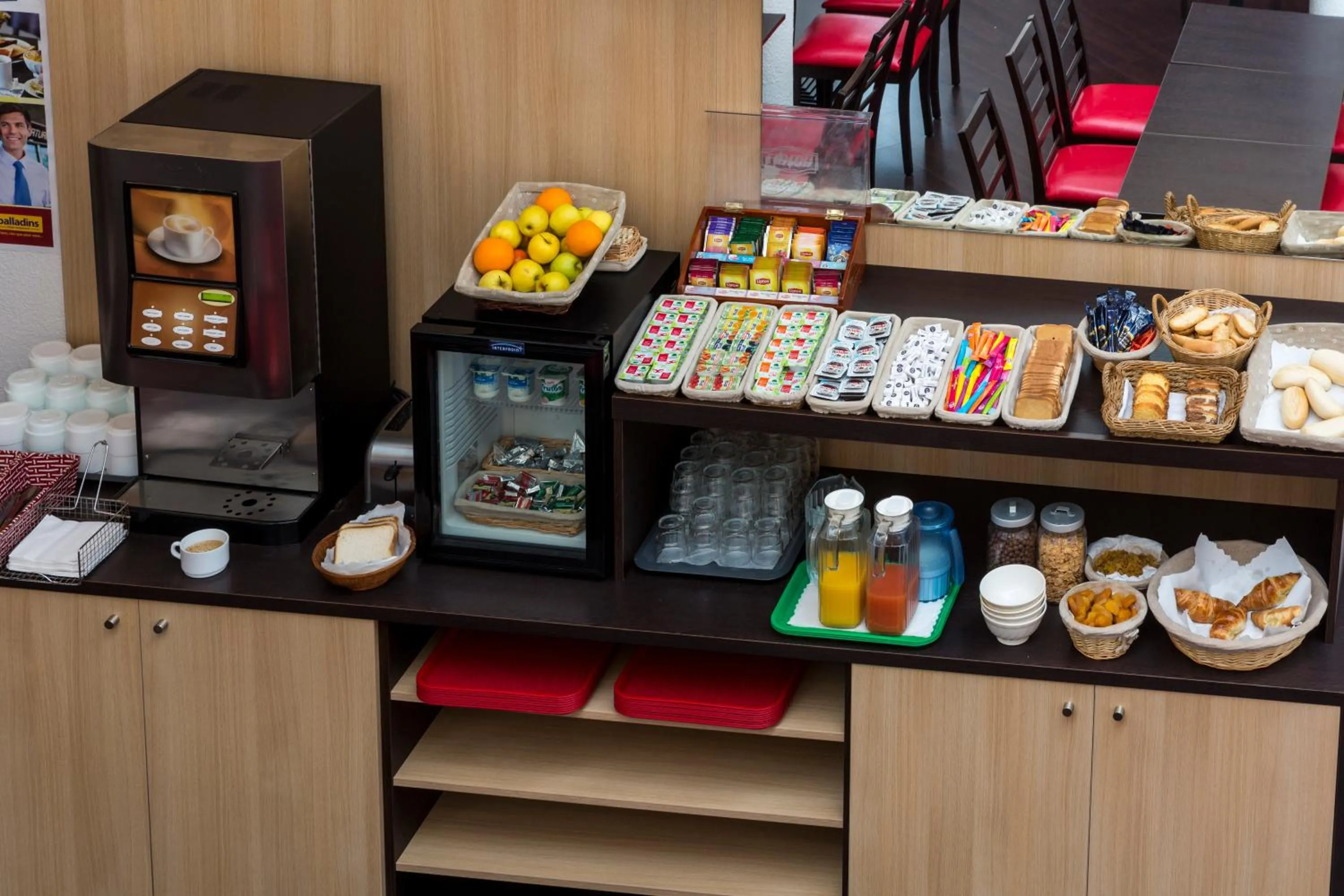 Continental breakfast in Initial by Balladins Béthune