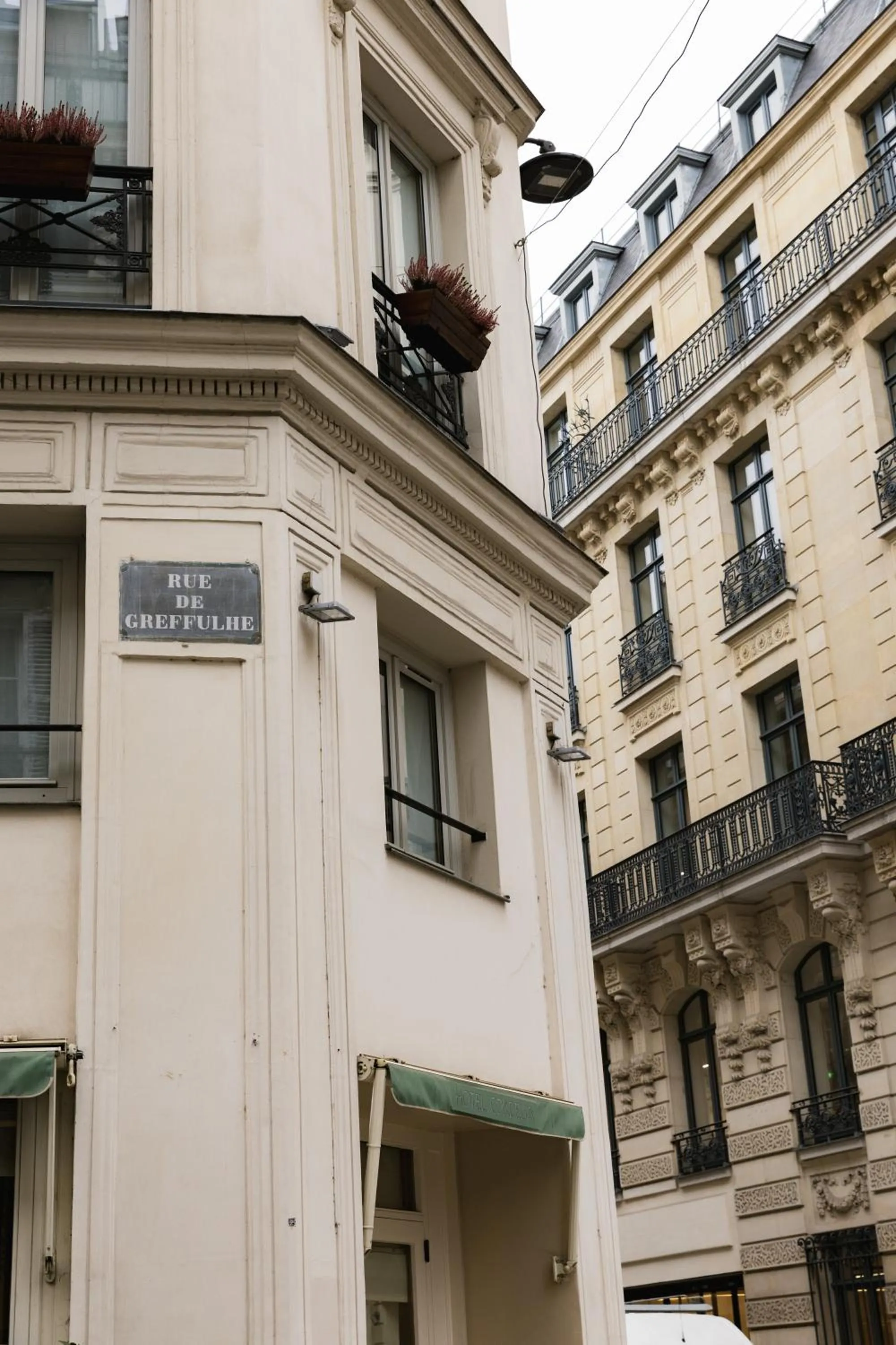 Facade/entrance in Hôtel Cordelia Opéra-Madeleine