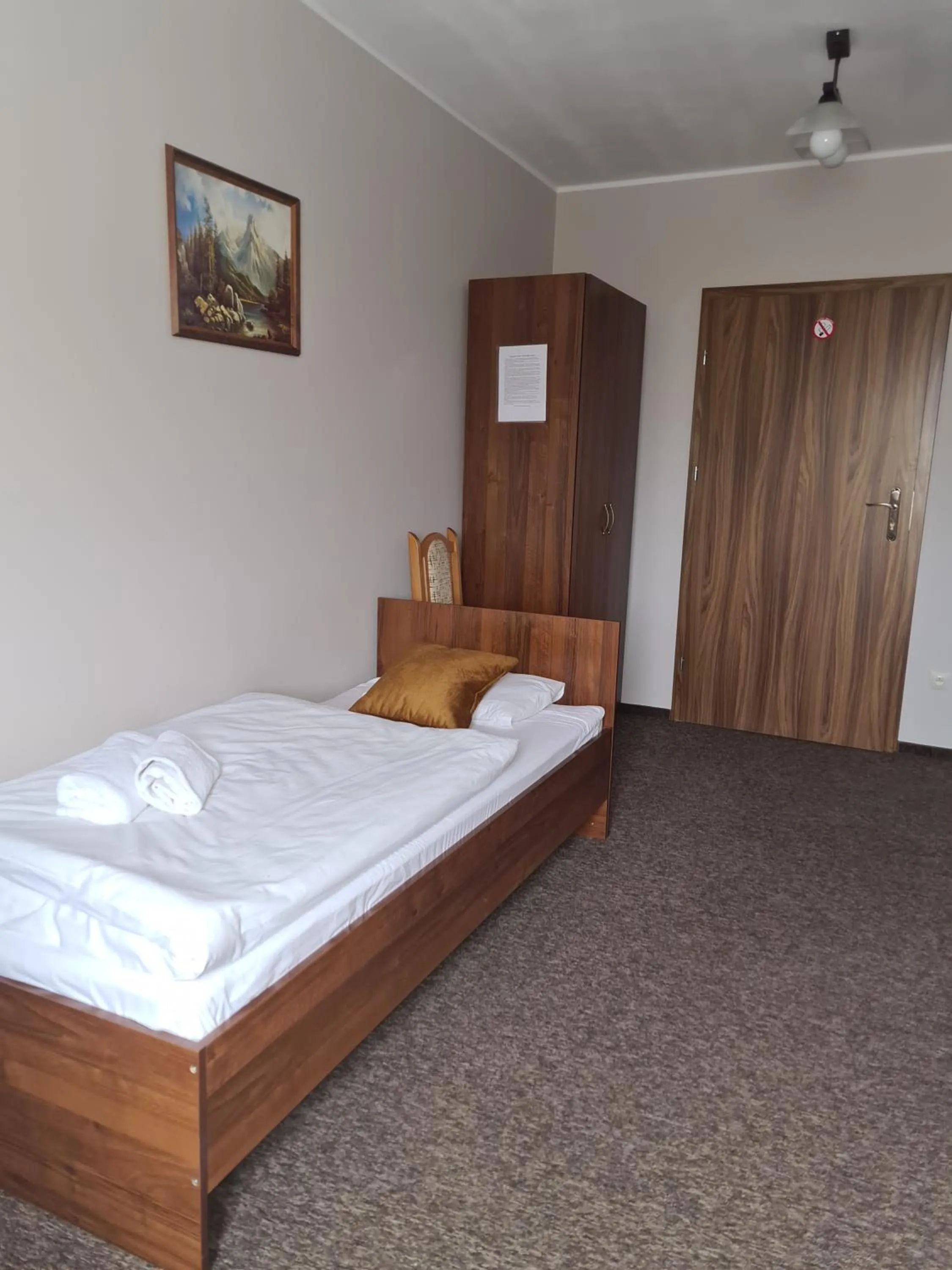 Triple Room with Bathroom in Gościniec Oaza Sorkwity