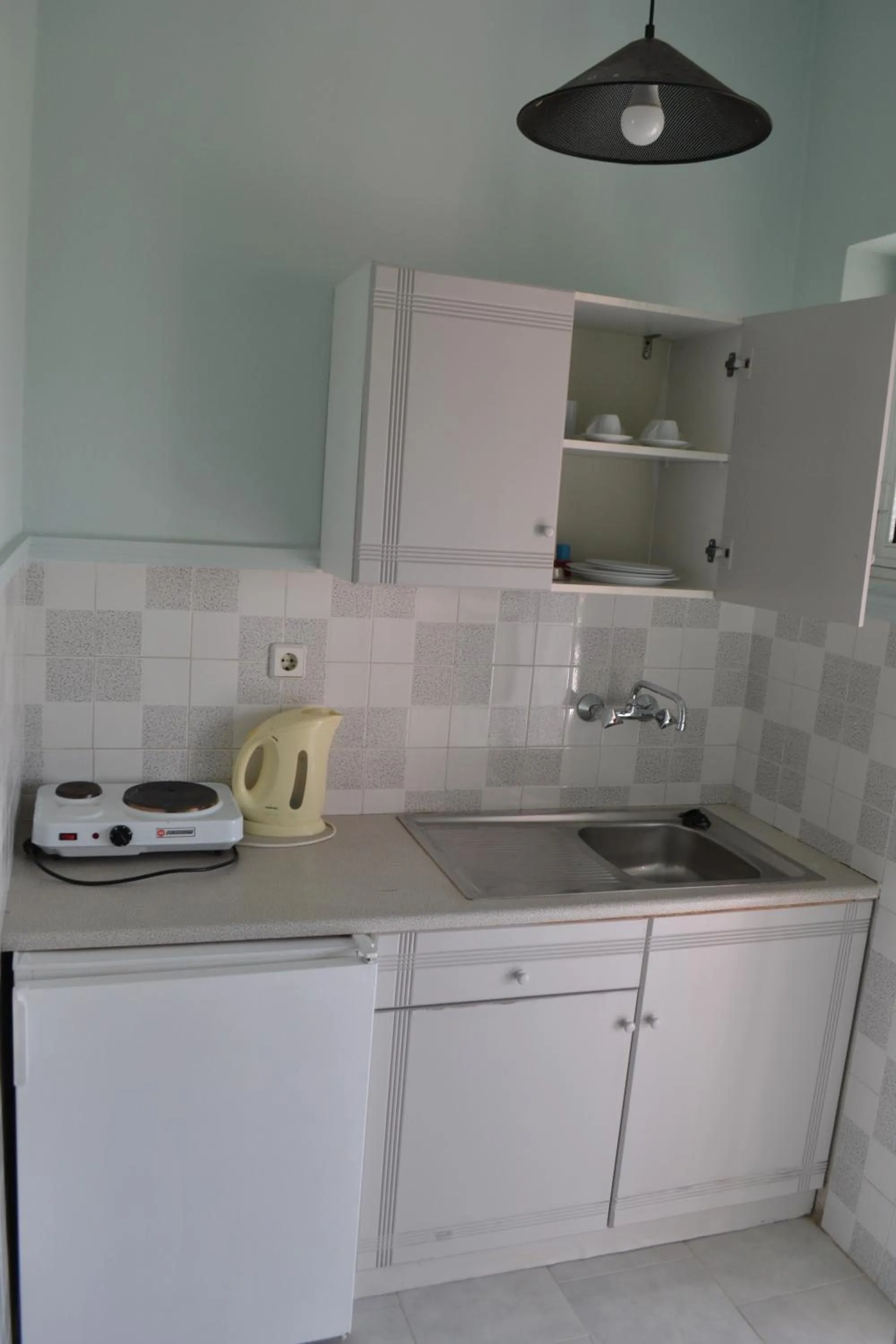 Restaurant/places to eat in Giannis Studios