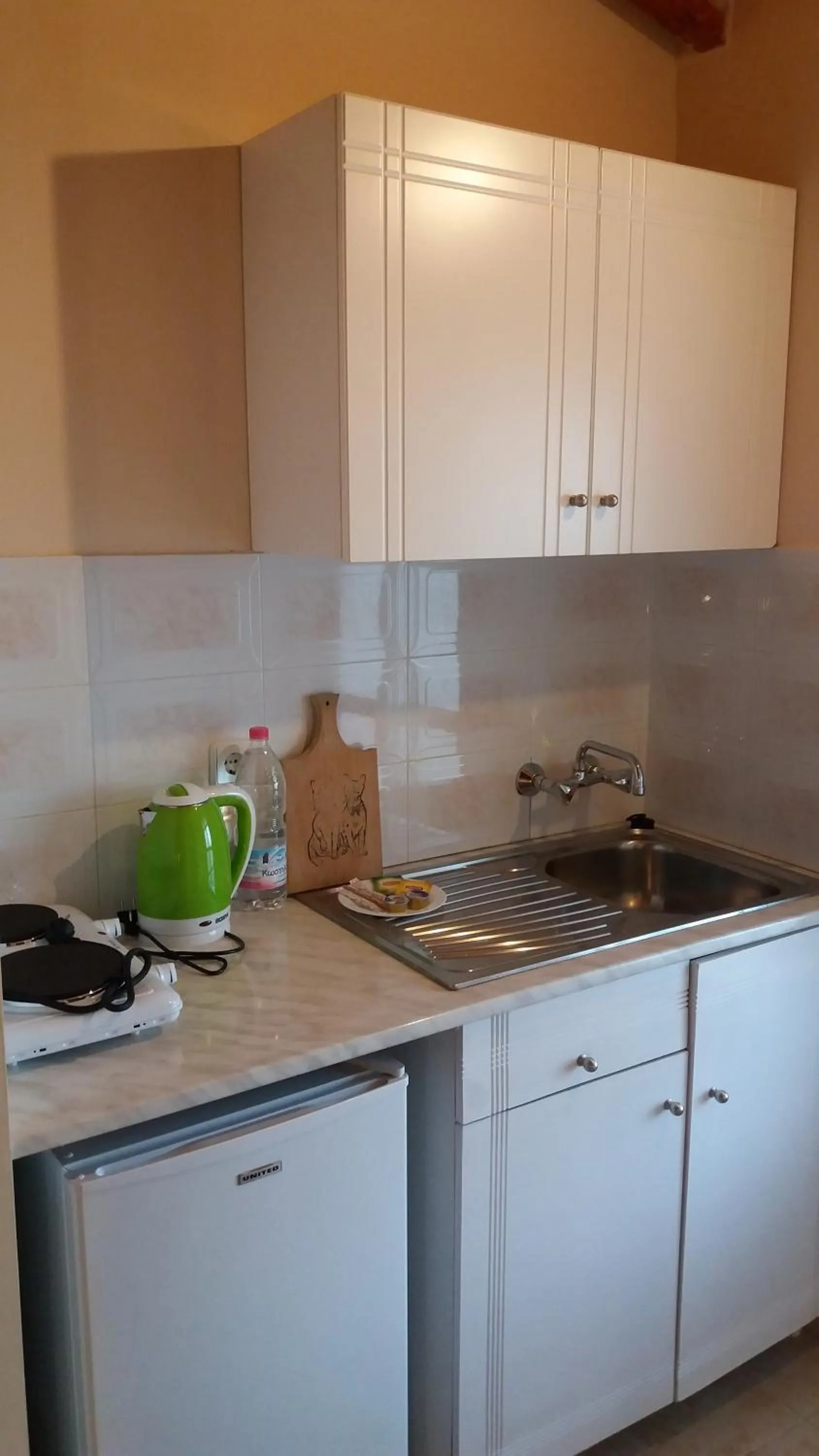 Kitchen or kitchenette in Giannis Studios