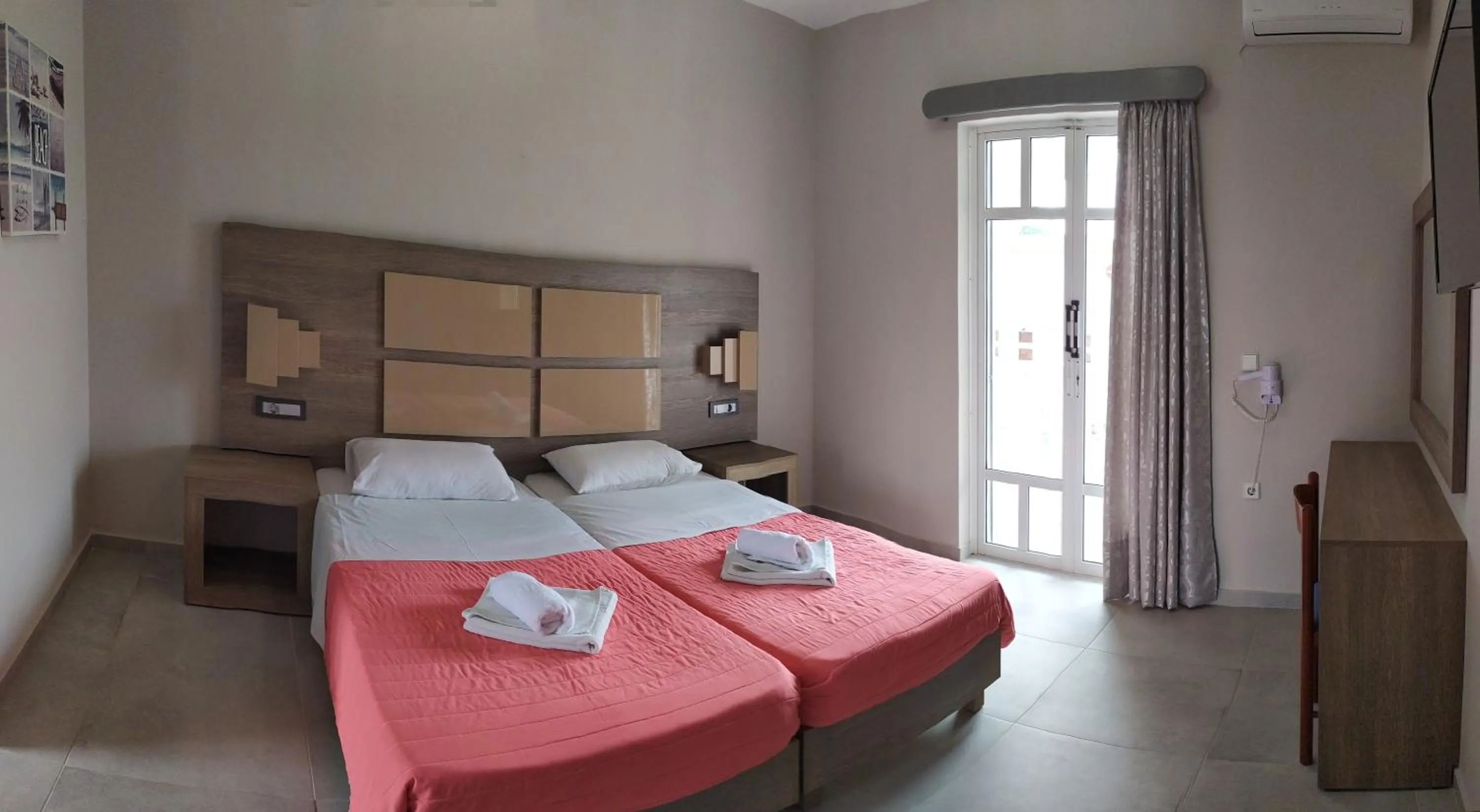 Bed in Giannis Studios