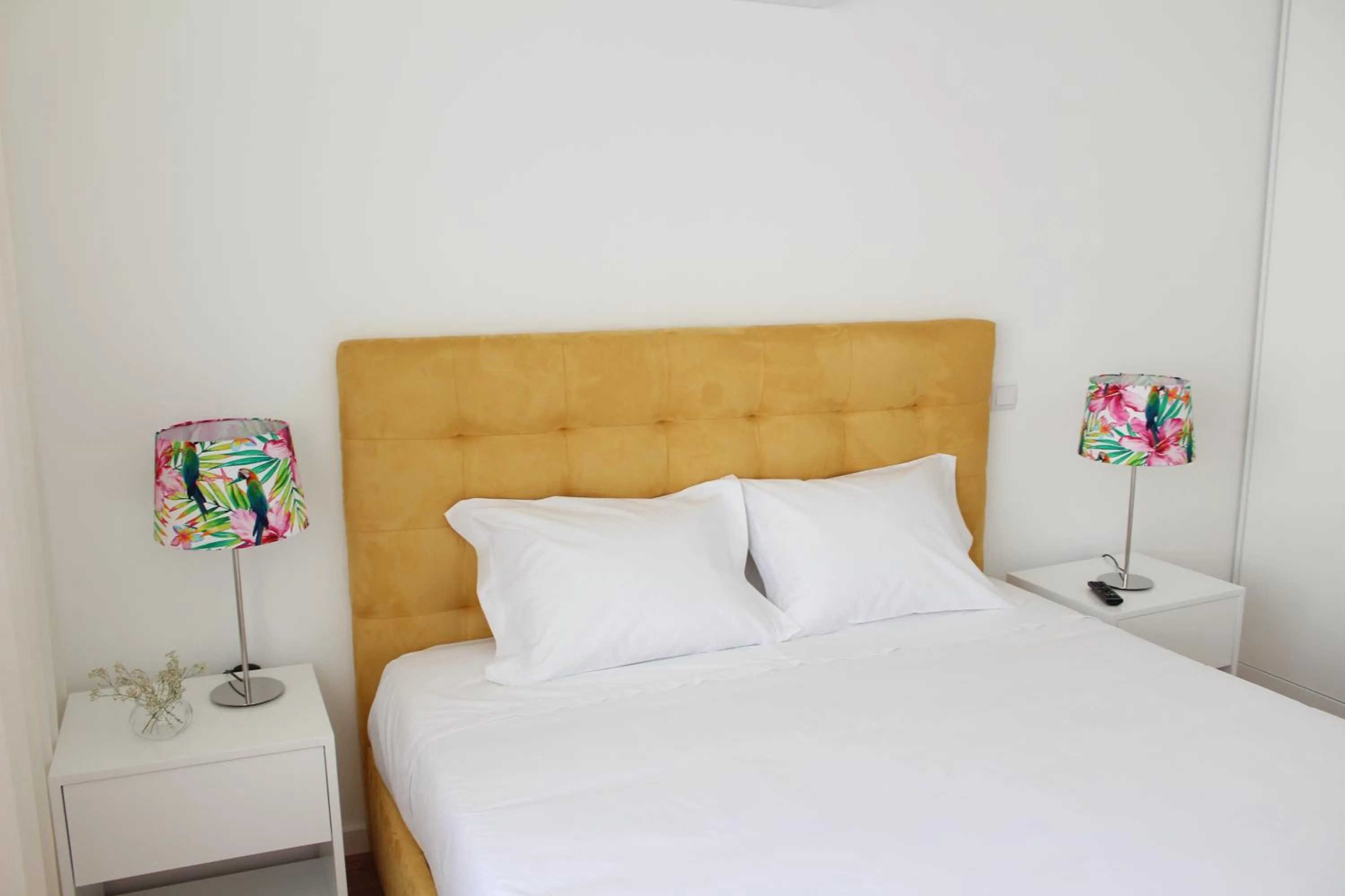 Bed in Bracara Guest House "Mosteiro" - "Falperra"