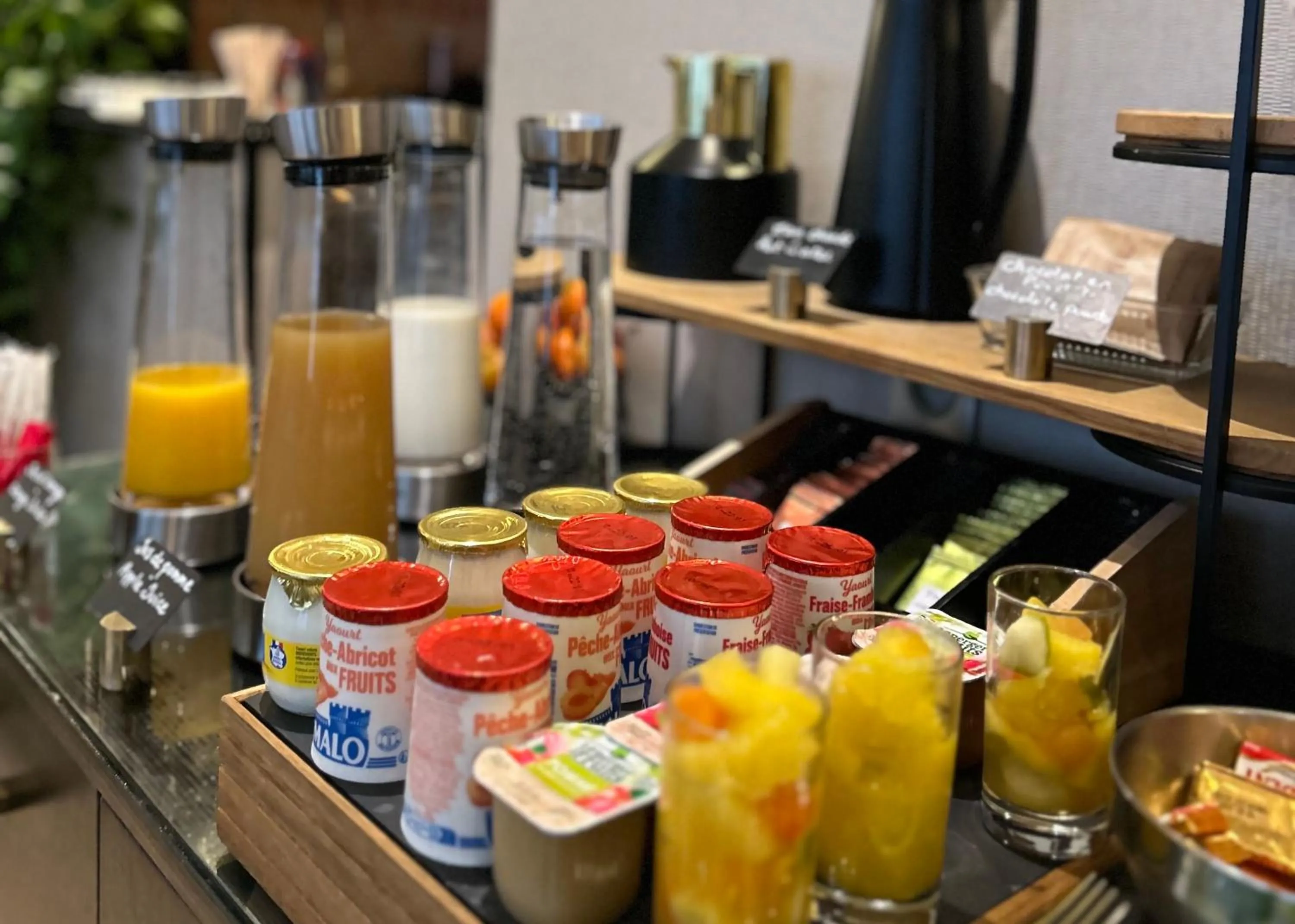 Buffet breakfast in Hôtel Eiffel Rive Gauche