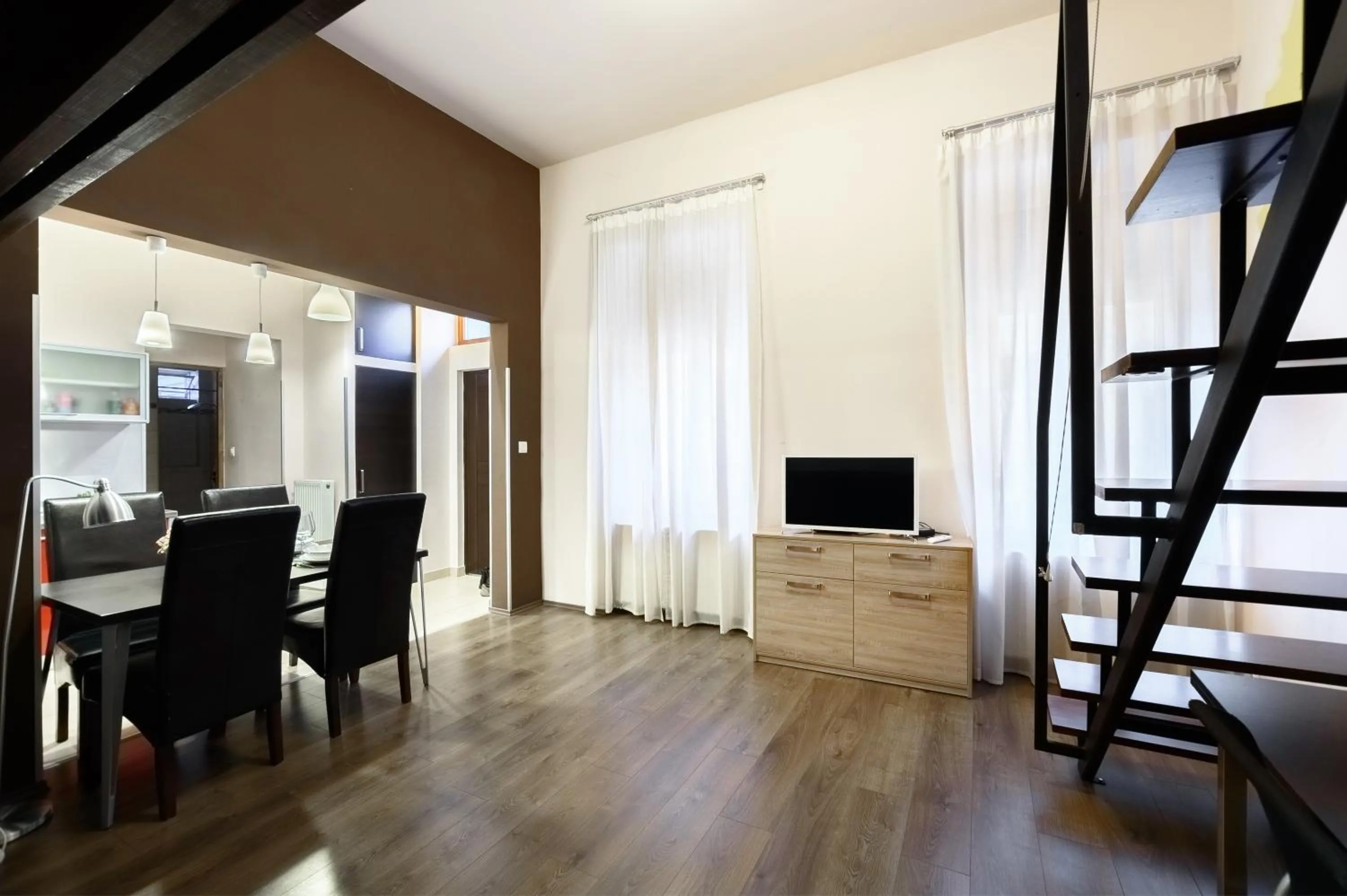 Arpa Flat Hellas