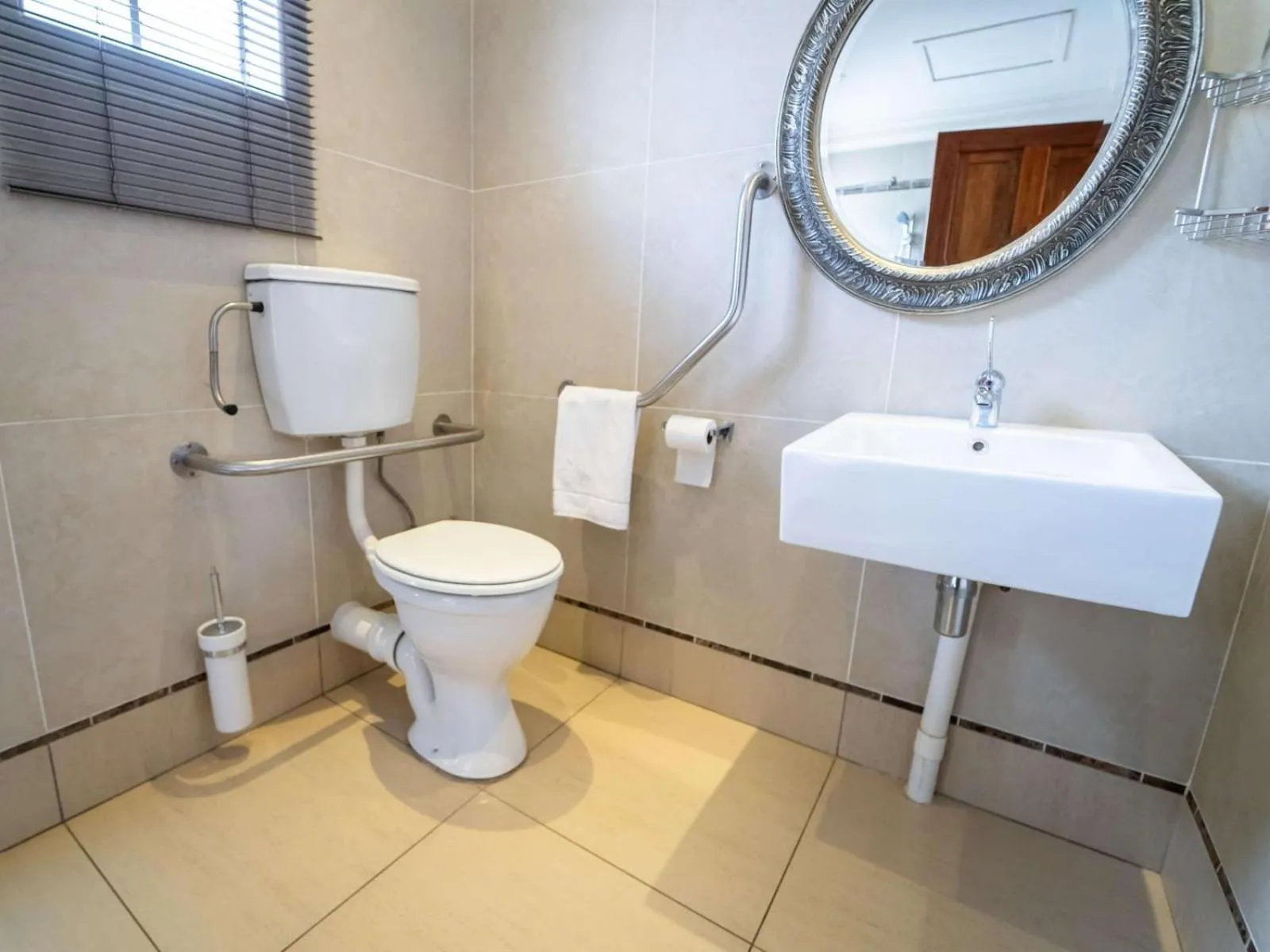 Bathroom in AnnVilla Guesthouse