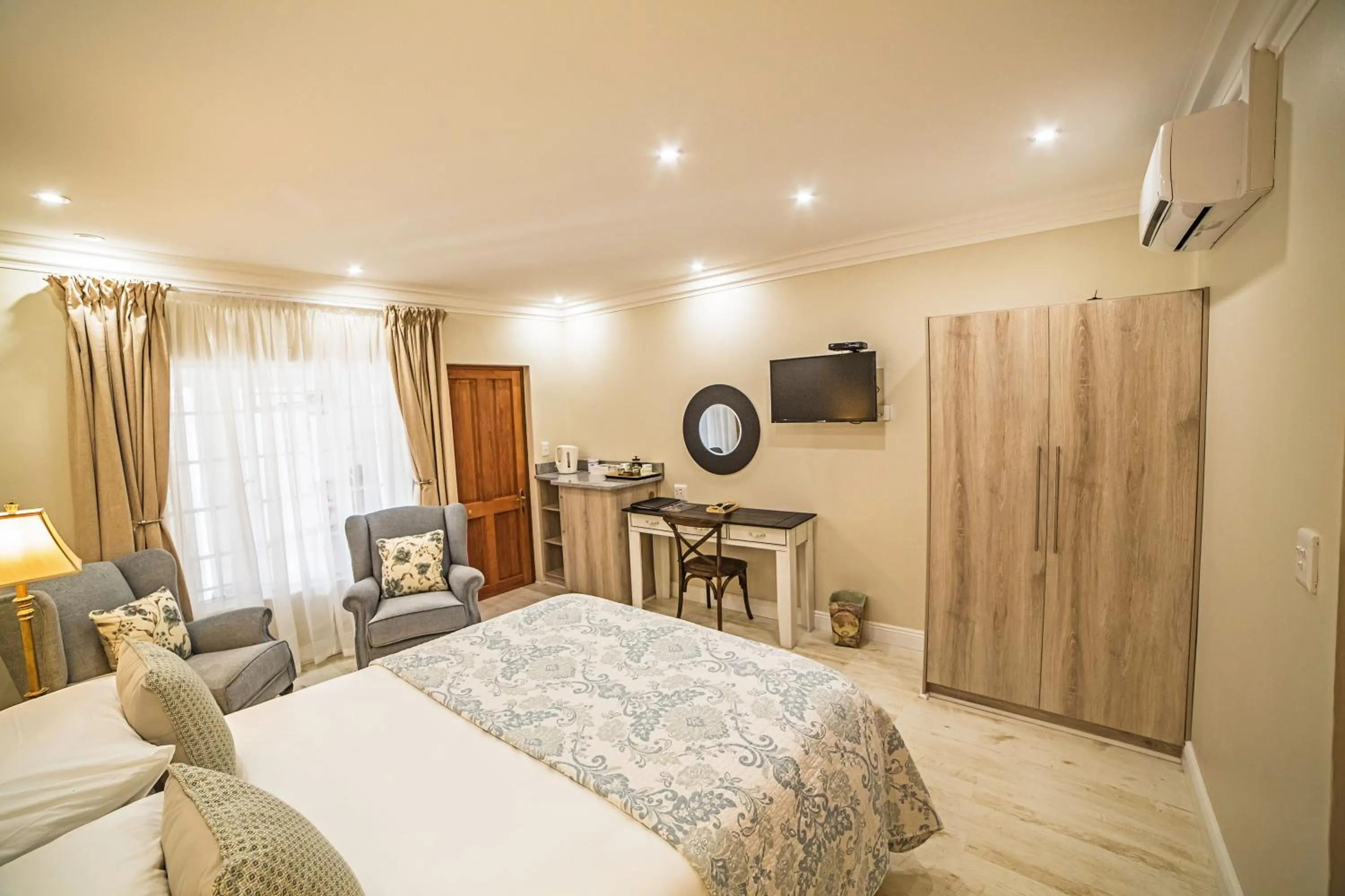 Bedroom, Bed in AnnVilla Guesthouse