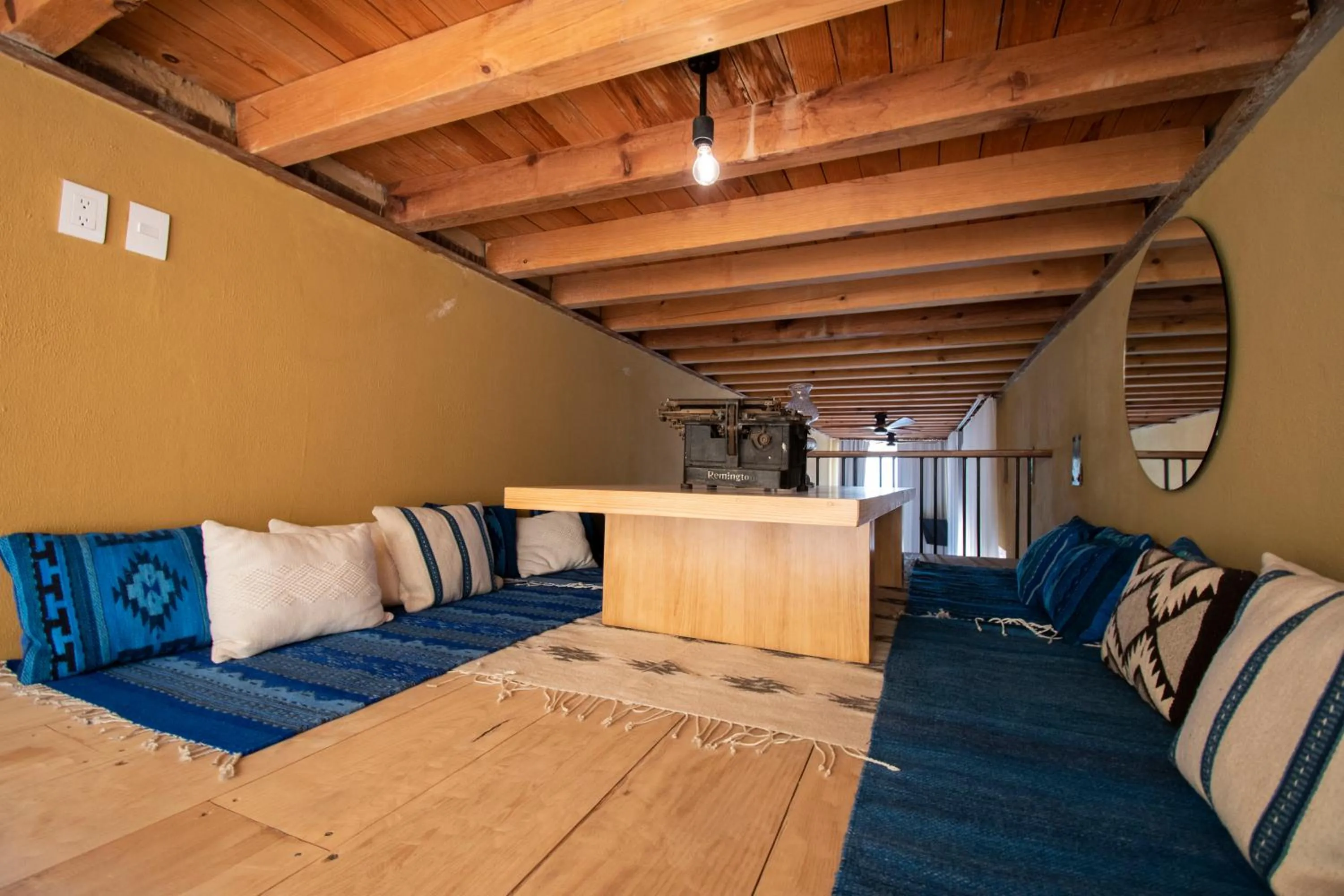 Photo of the whole room in Hotel Los Amantes