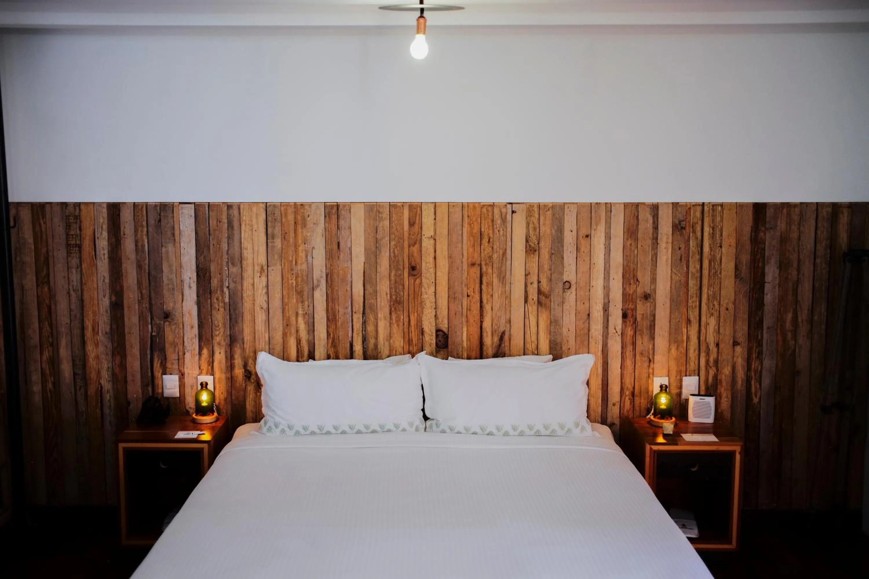 Bed in Hotel Los Amantes