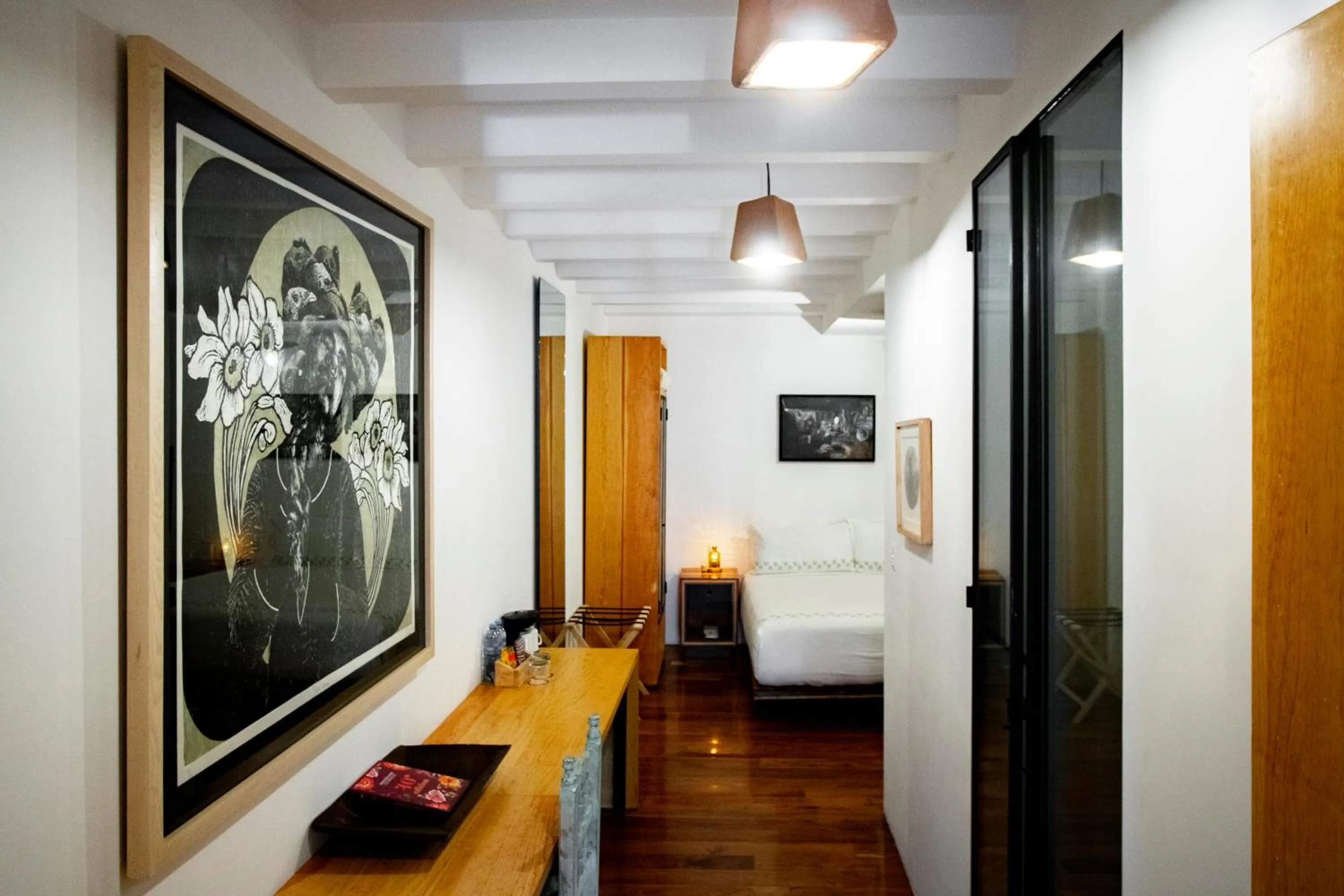 Photo of the whole room in Hotel Los Amantes