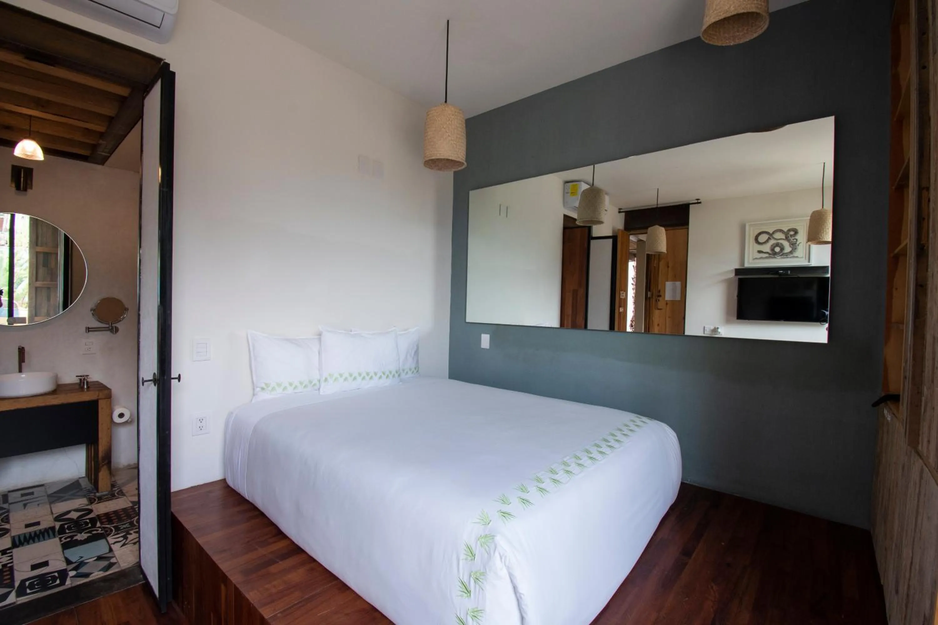 Photo of the whole room, Bed in Hotel Los Amantes