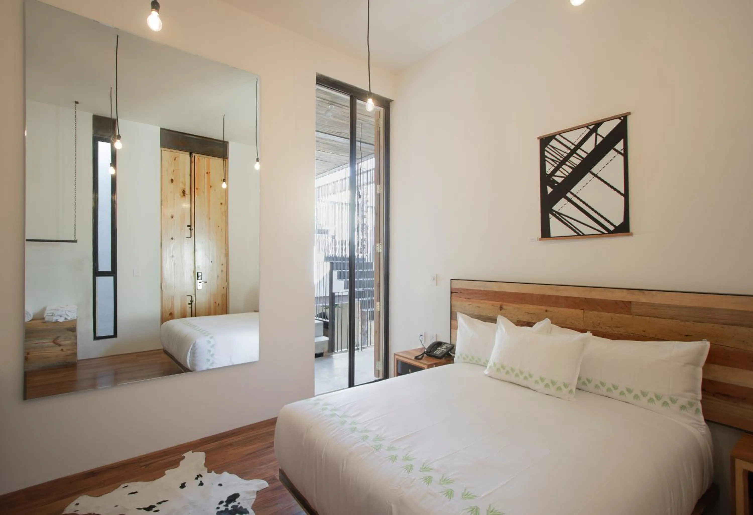 Bed in Hotel Los Amantes