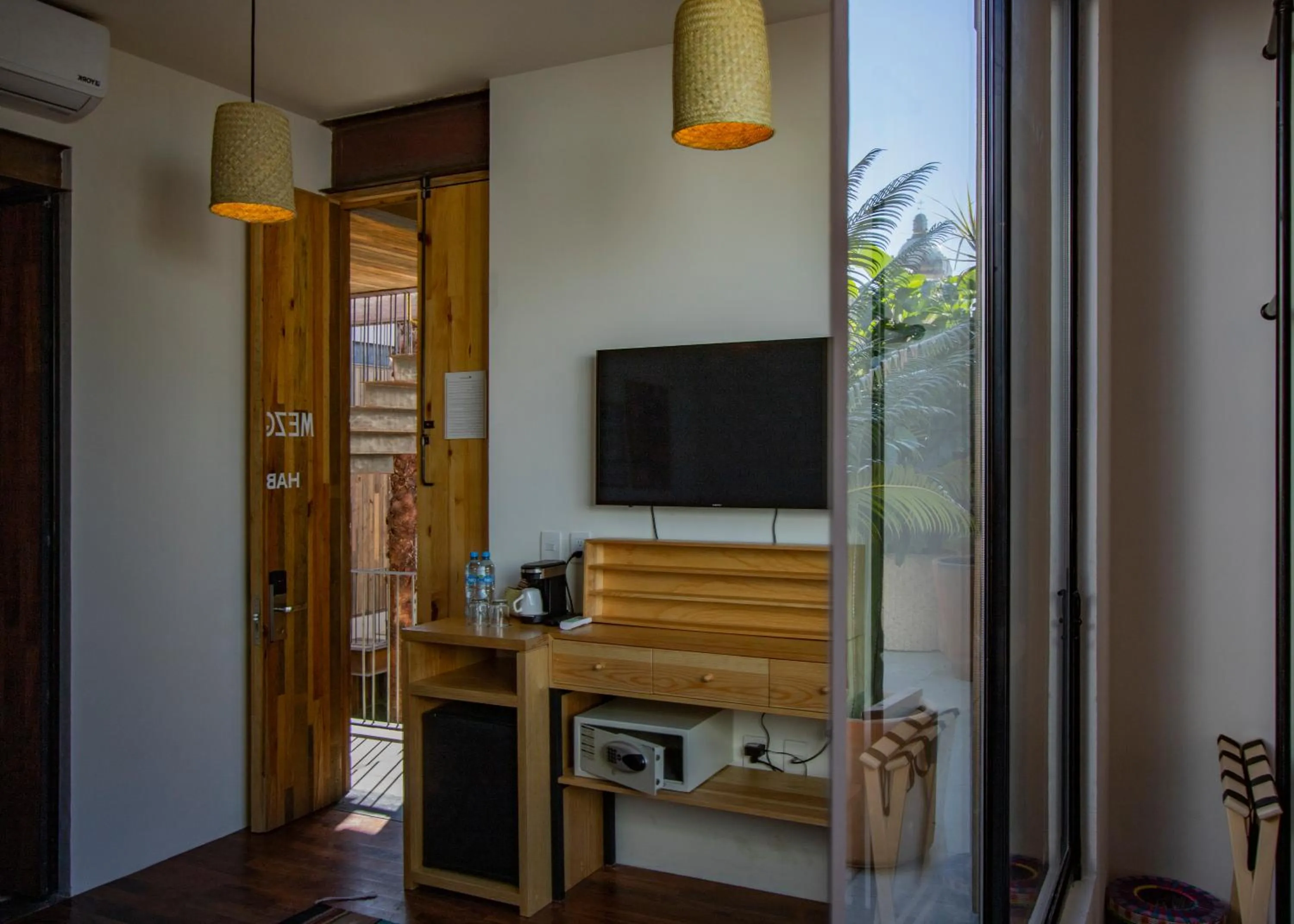 Decorative detail in Hotel Los Amantes