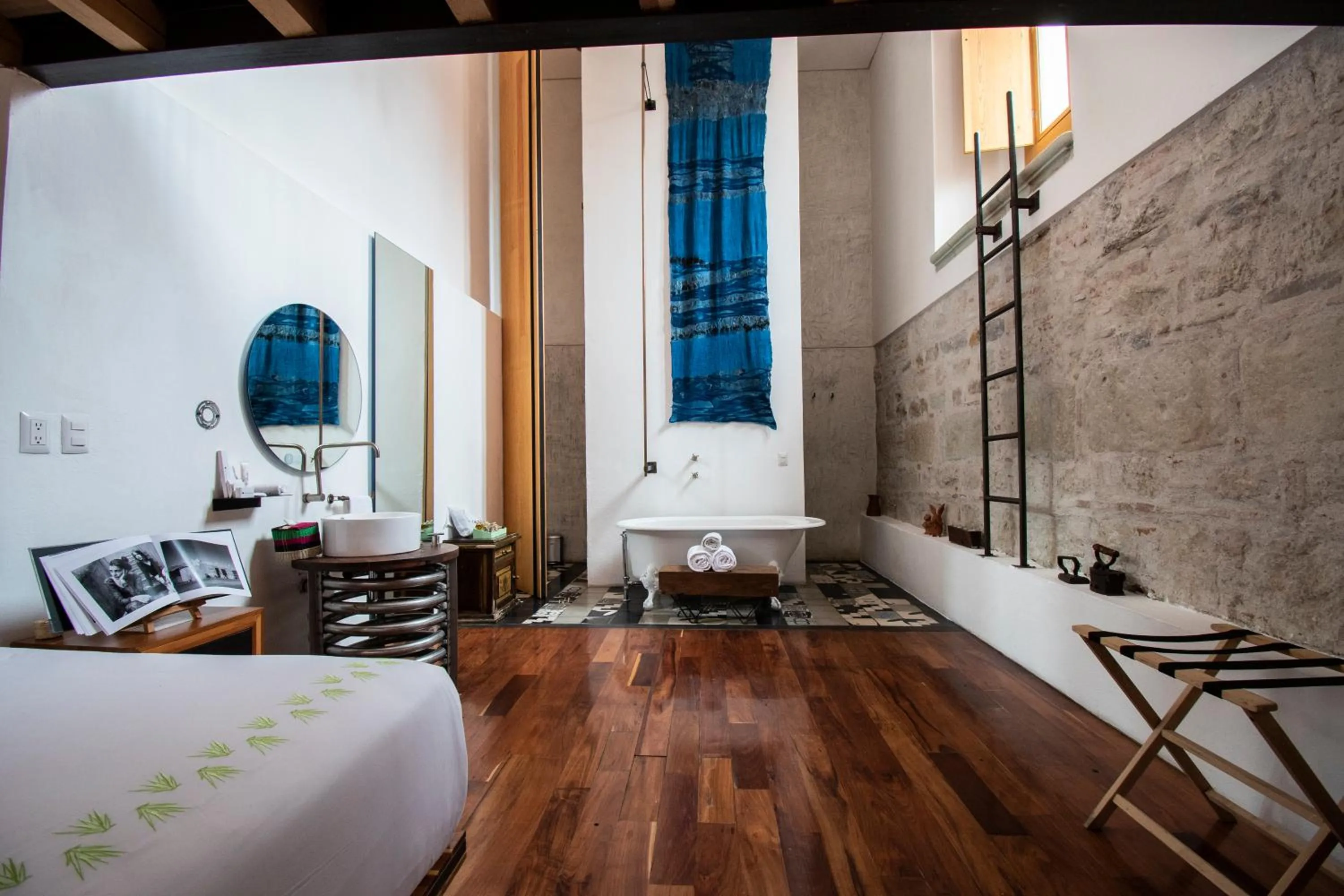 Photo of the whole room, Bed in Hotel Los Amantes