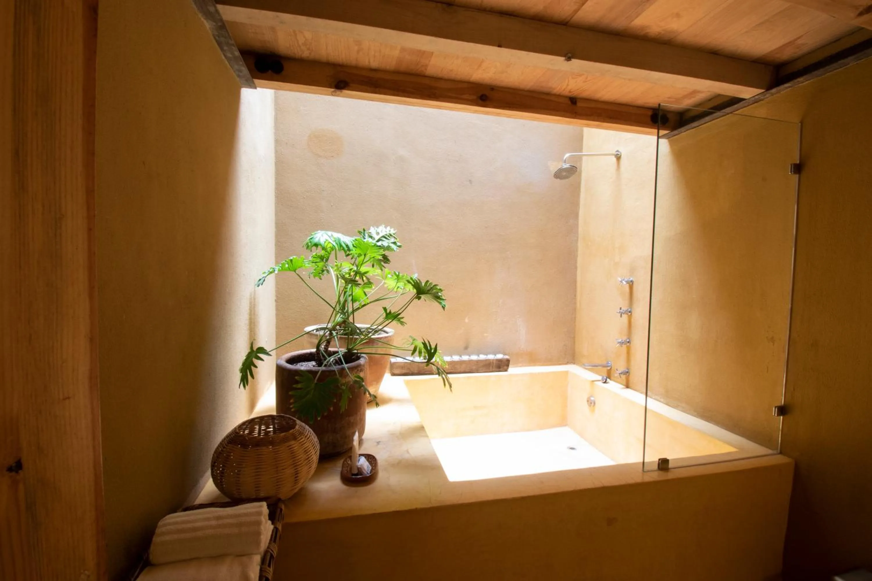 Bath in Hotel Los Amantes