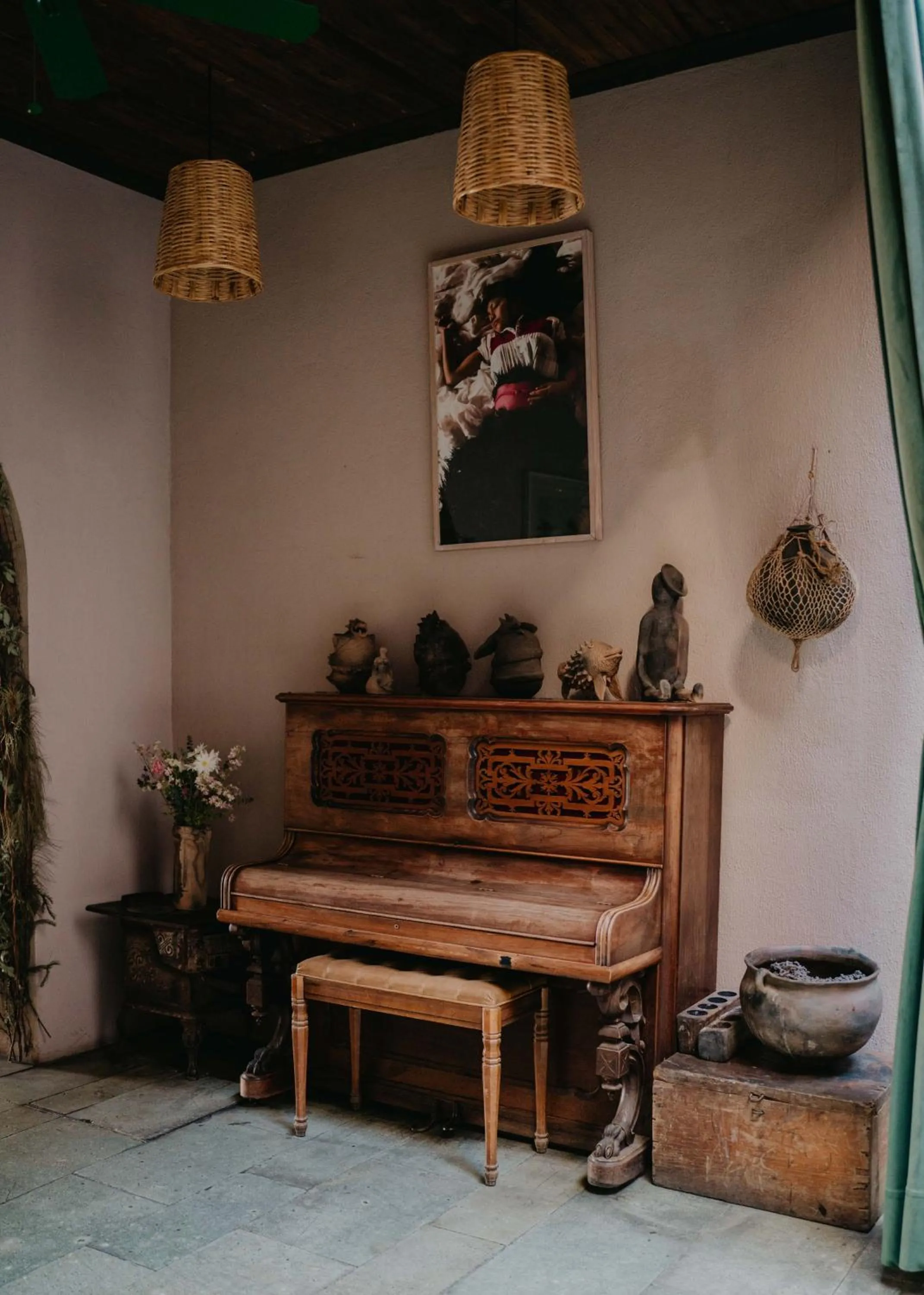 Property building in Hotel Los Amantes