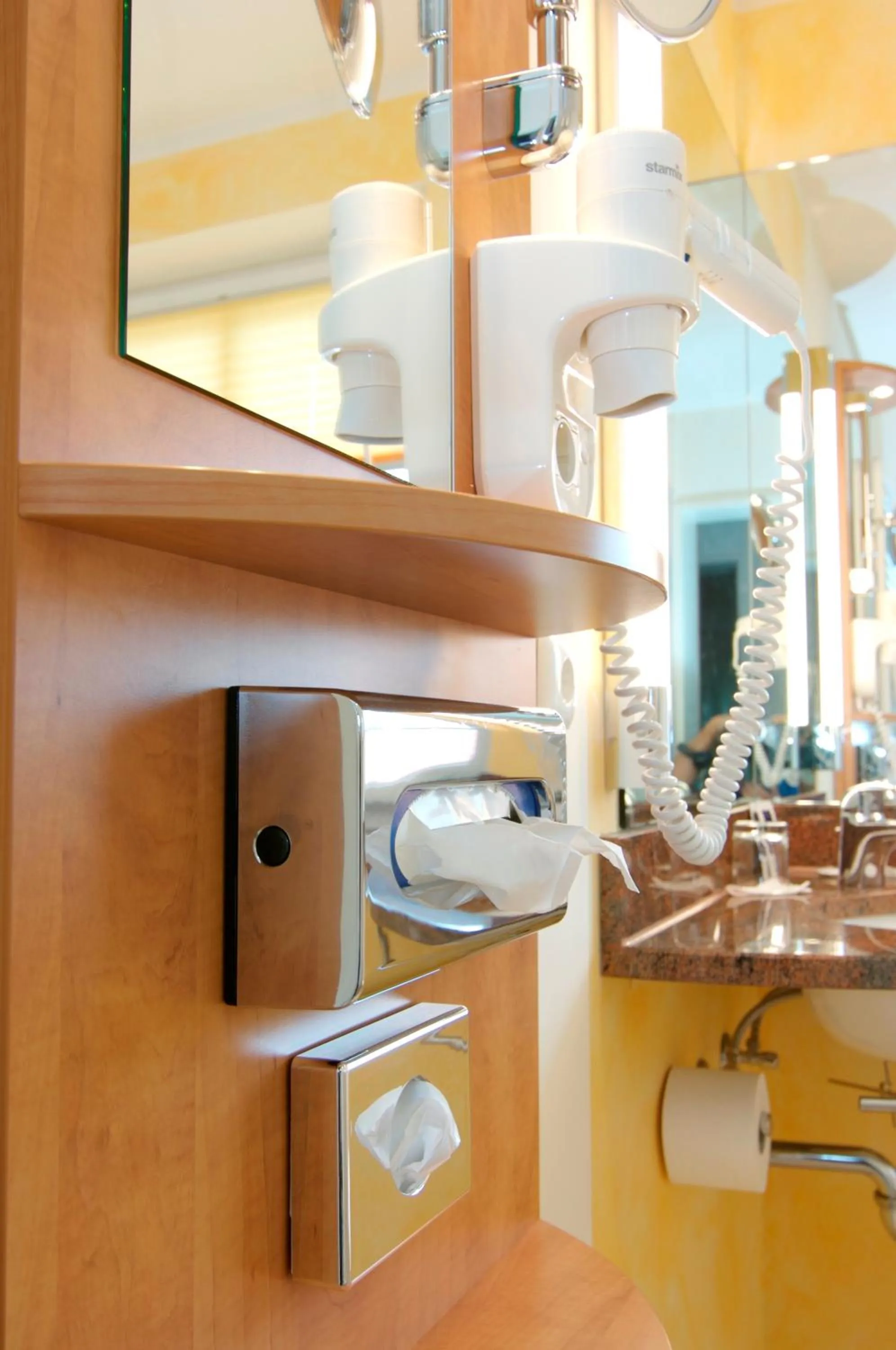 Bathroom in Hotel Gasthof Seefelder Hof