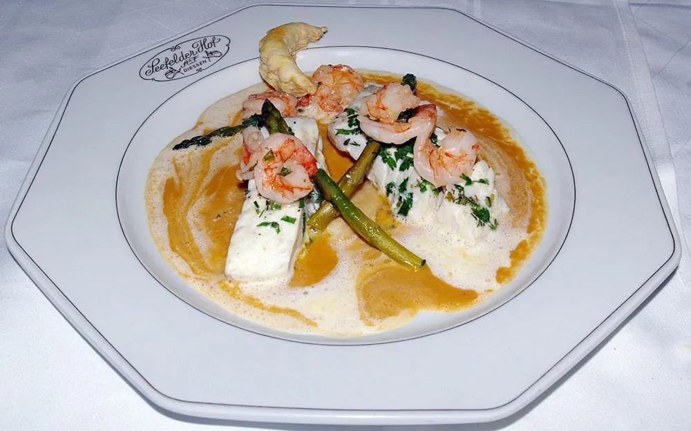 Restaurant/places to eat in Hotel Gasthof Seefelder Hof