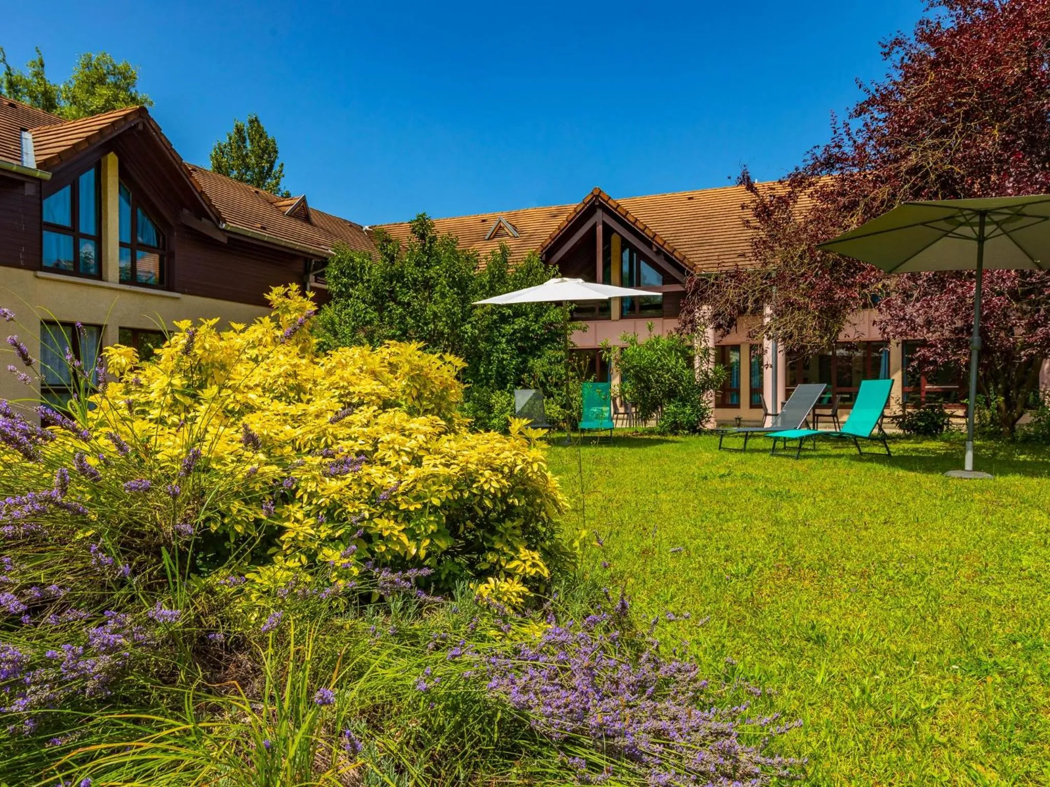 Garden in Noemys Viviers-du-lac