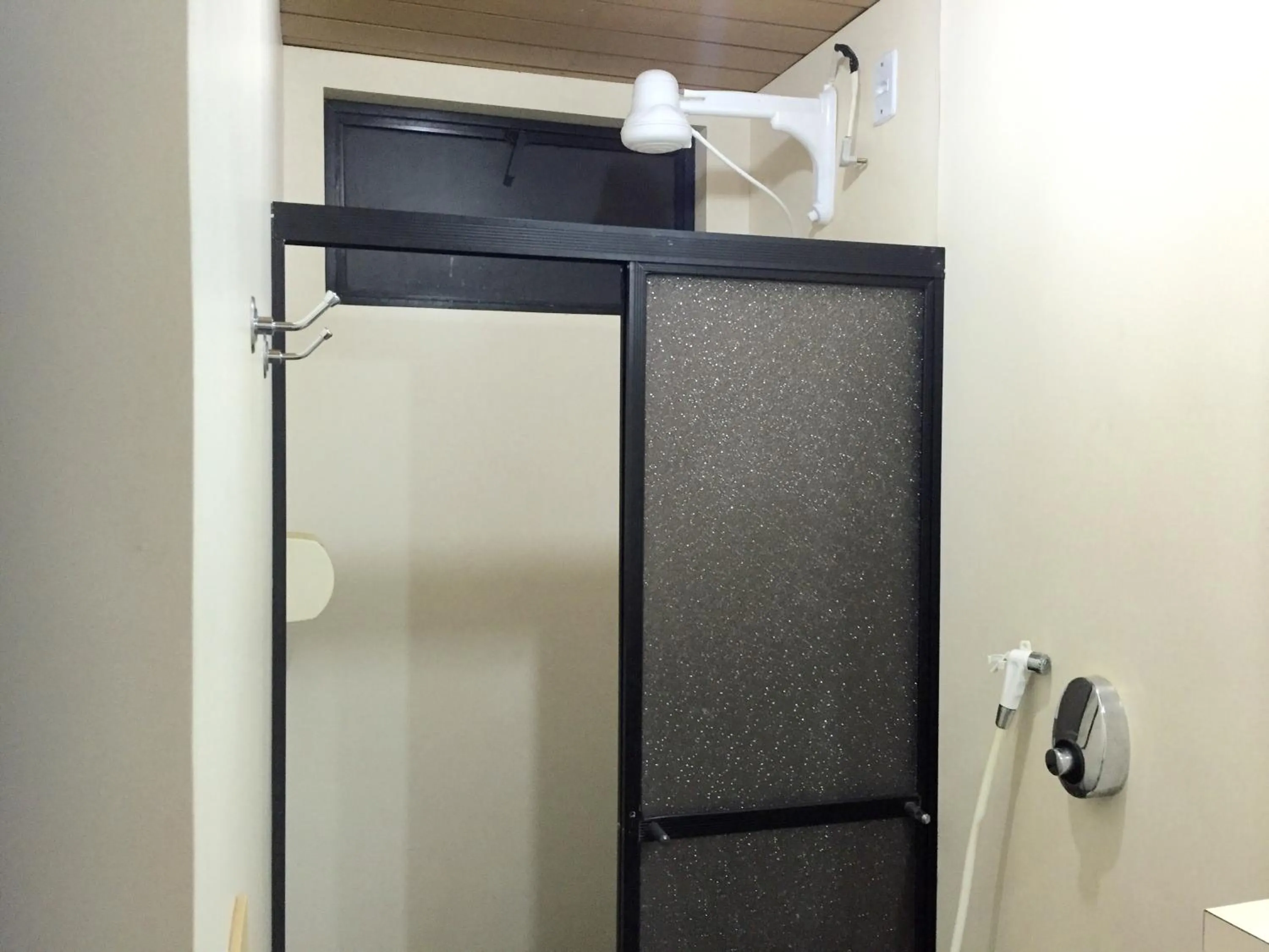 Shower in Atlântico Flat Residence