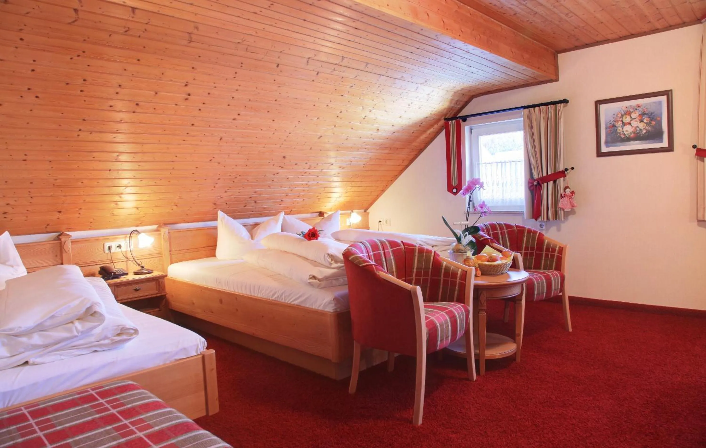 Bed in Landhotel Zur Grünen Kutte