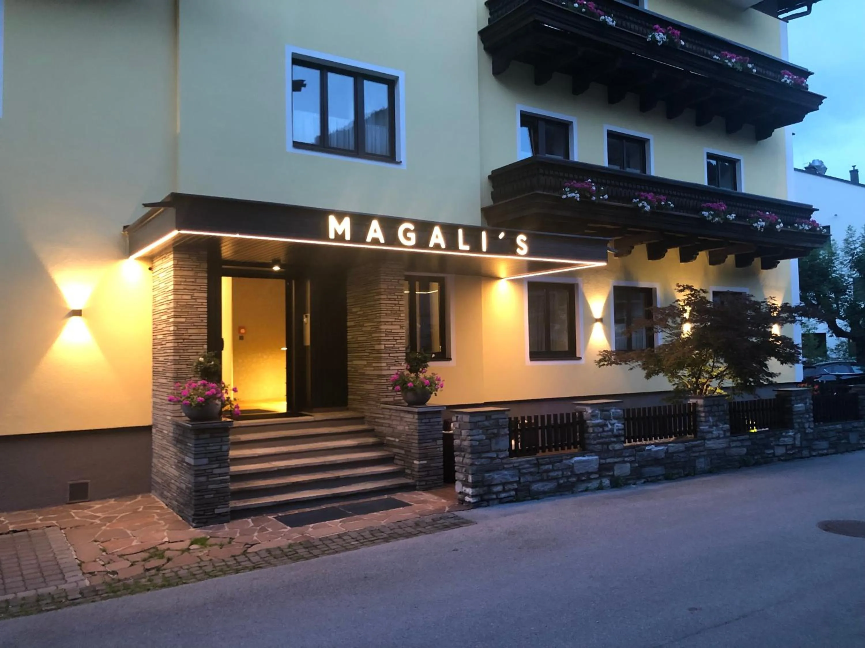 Property building in Magali's, Bed & Breakfast - inclusive Summer Card